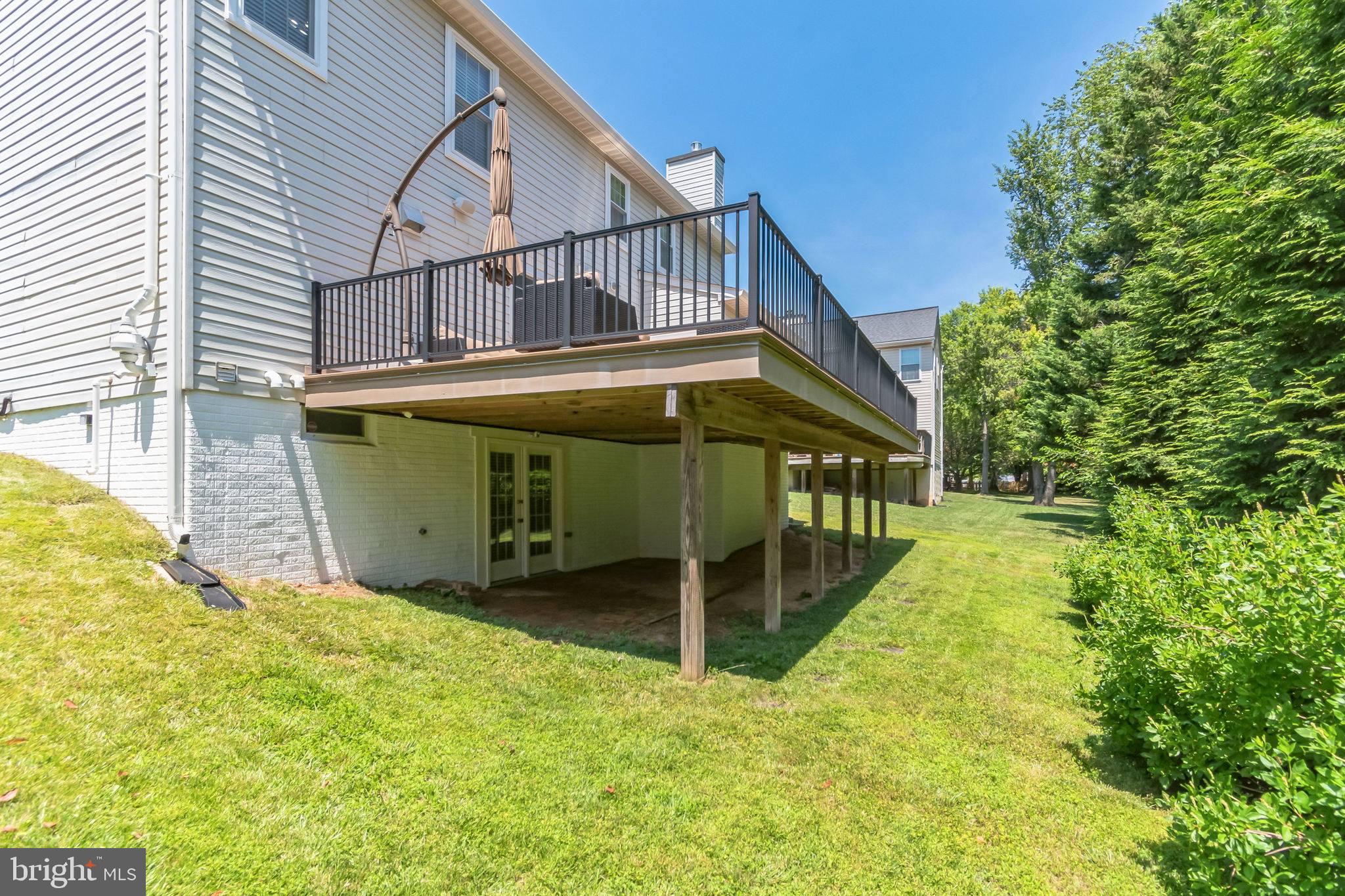 VILLAGE OF RIVER HILL - Residential