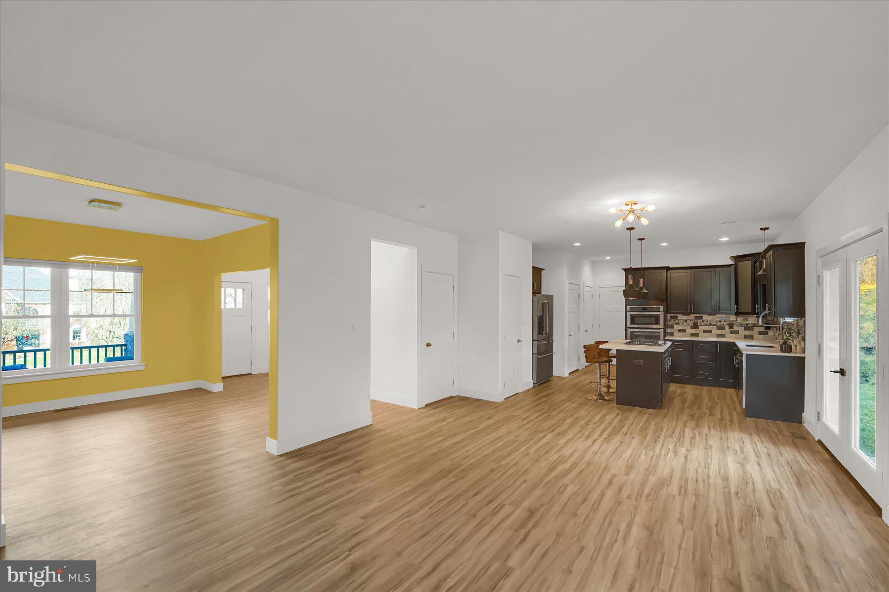 CLOVER HIGHLANDS - Residential