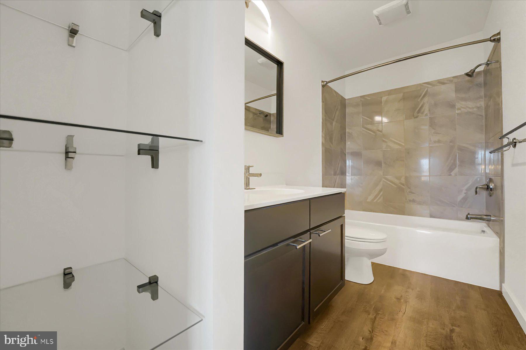 CLOVER HIGHLANDS - Residential