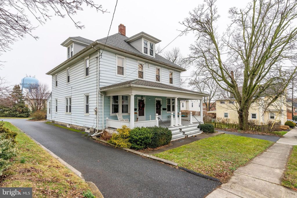 Photo of 62396235 Main Street, East Petersburg, PA 17520 (MLS # PALA2046326)