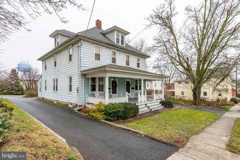 Photo of 62396235 Main Street, East Petersburg, PA 17520 (MLS # PALA2046326)