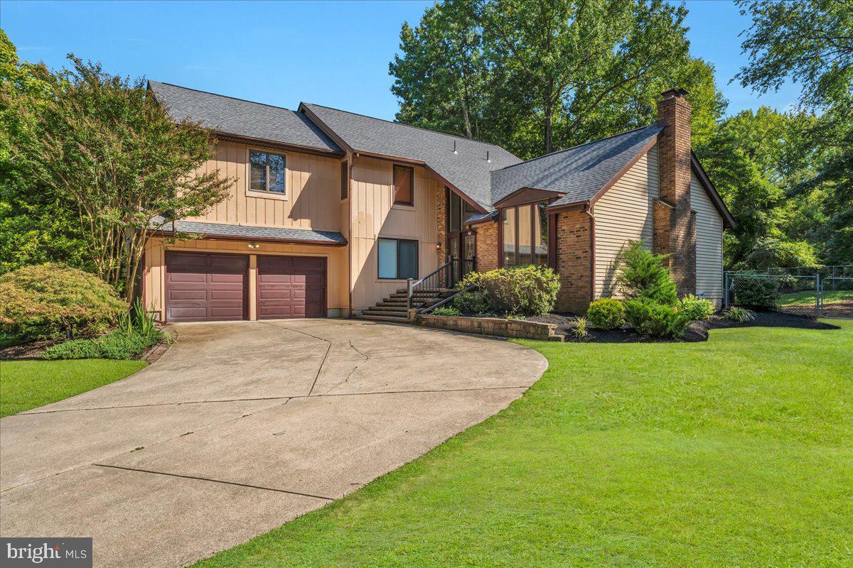 25 TEAK COURT