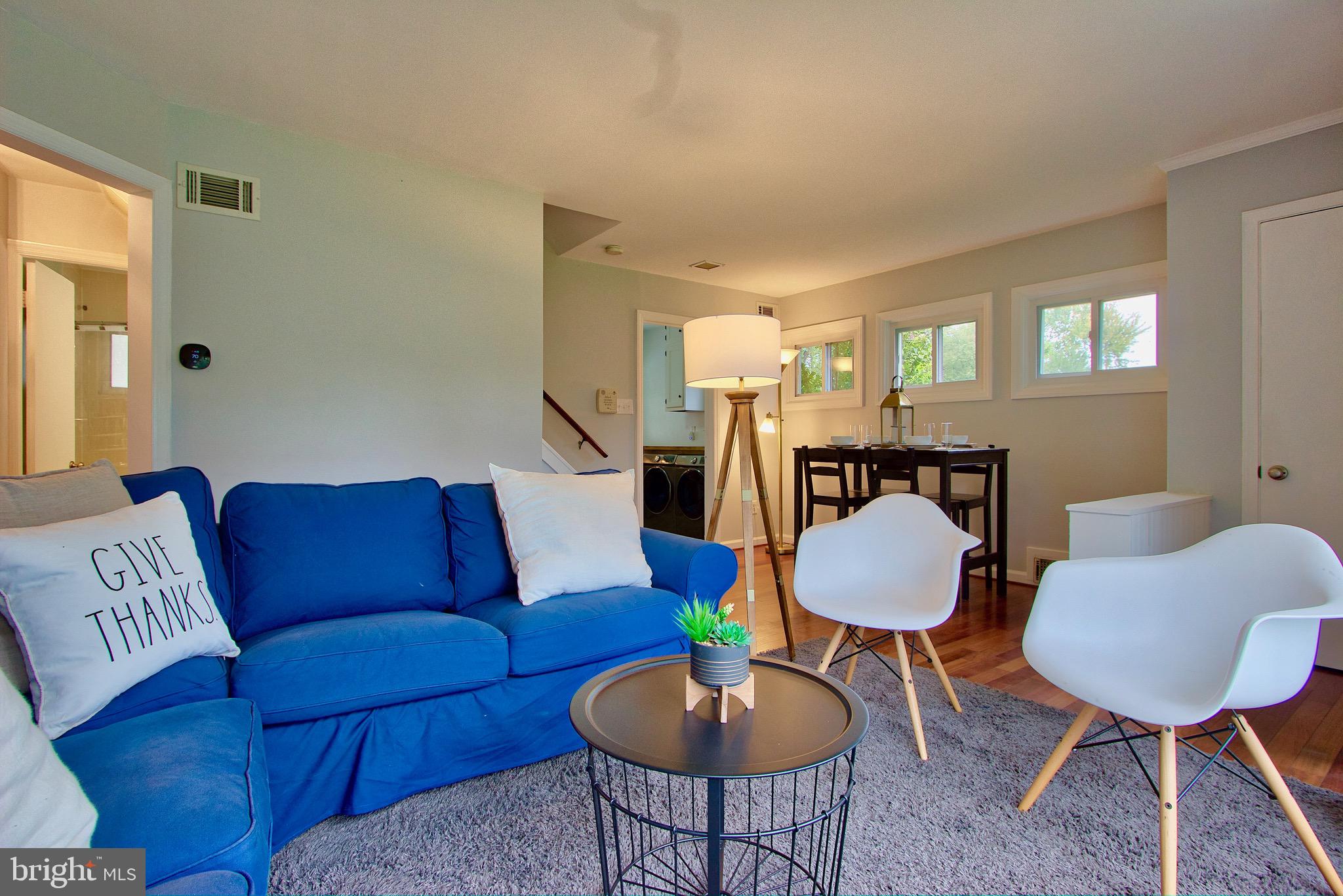 BUCKNELL MANOR - Residential