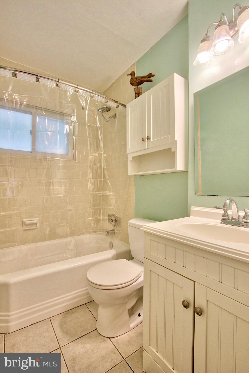 BUCKNELL MANOR - Residential