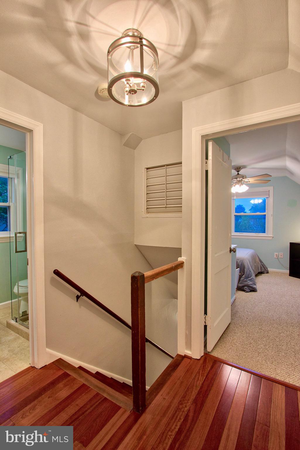 BUCKNELL MANOR - Residential