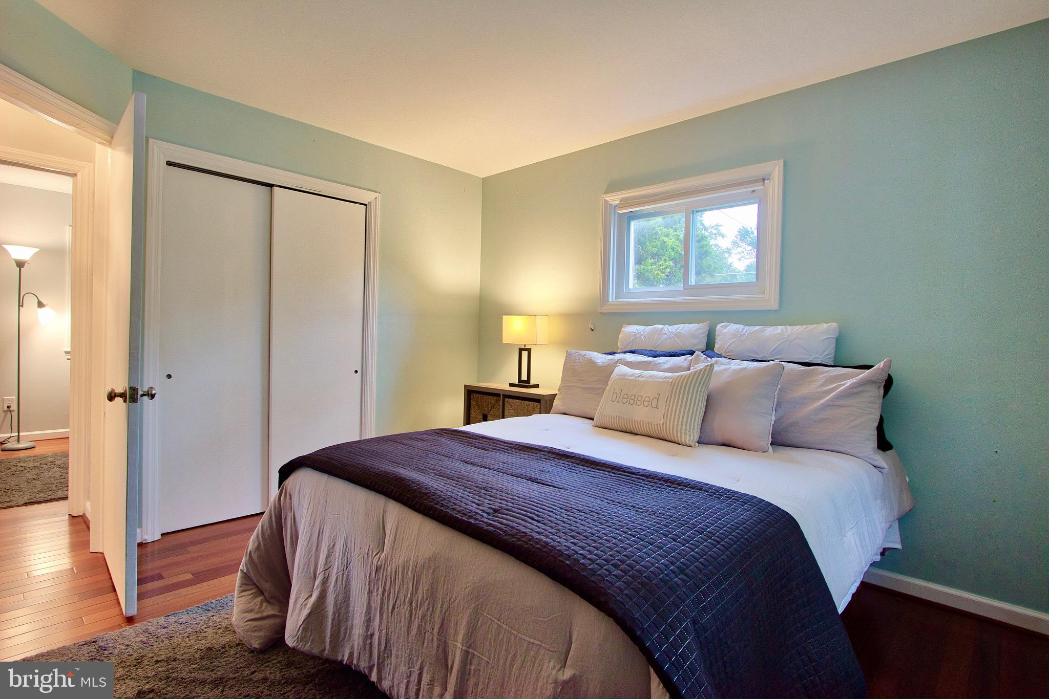 BUCKNELL MANOR - Residential