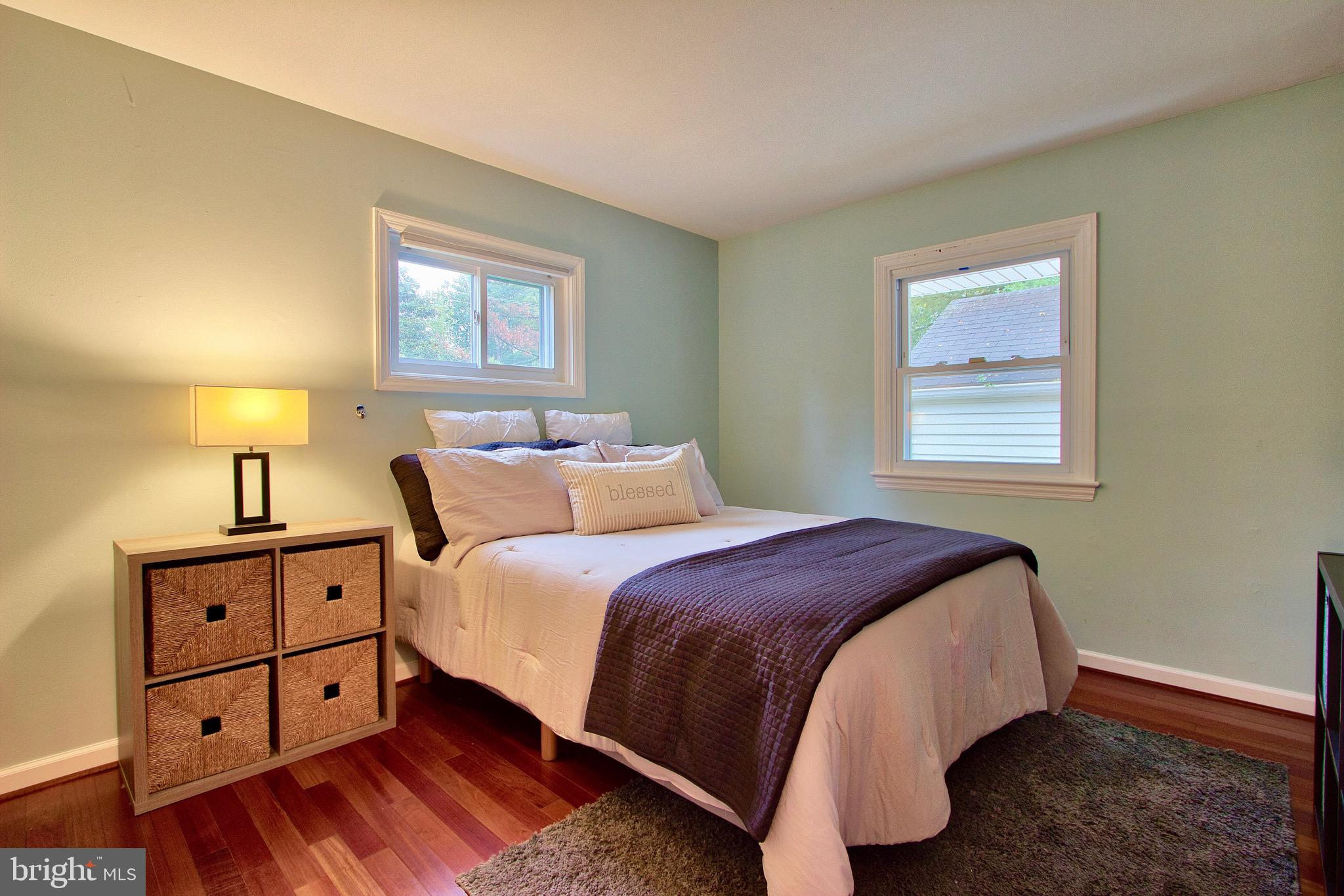 BUCKNELL MANOR - Residential