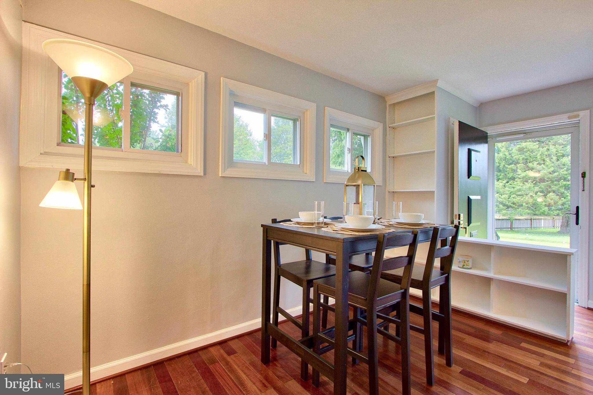 BUCKNELL MANOR - Residential