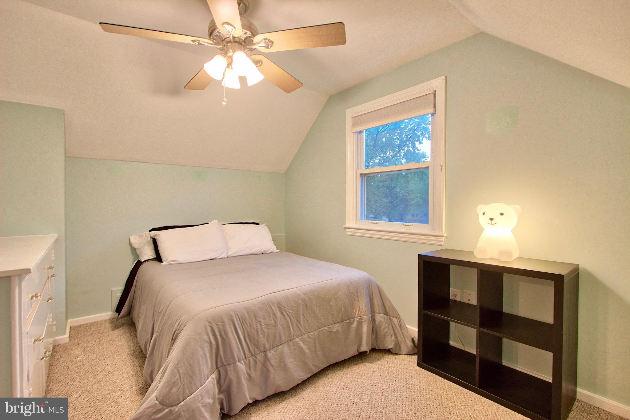 BUCKNELL MANOR - Residential