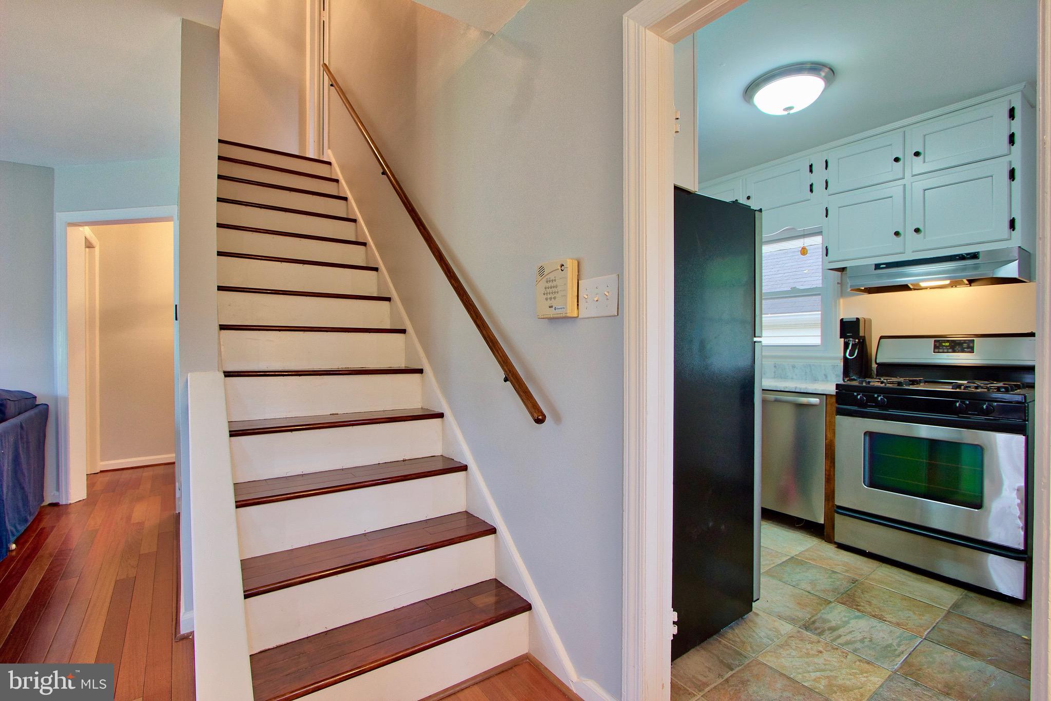 BUCKNELL MANOR - Residential