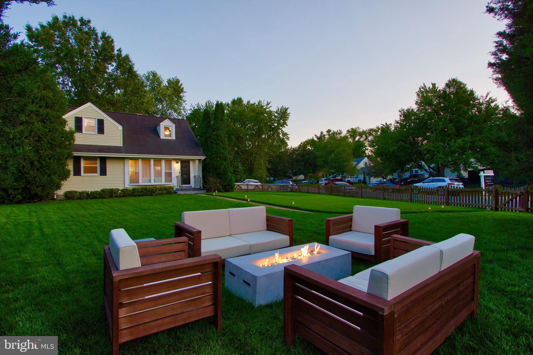 BUCKNELL MANOR - Residential