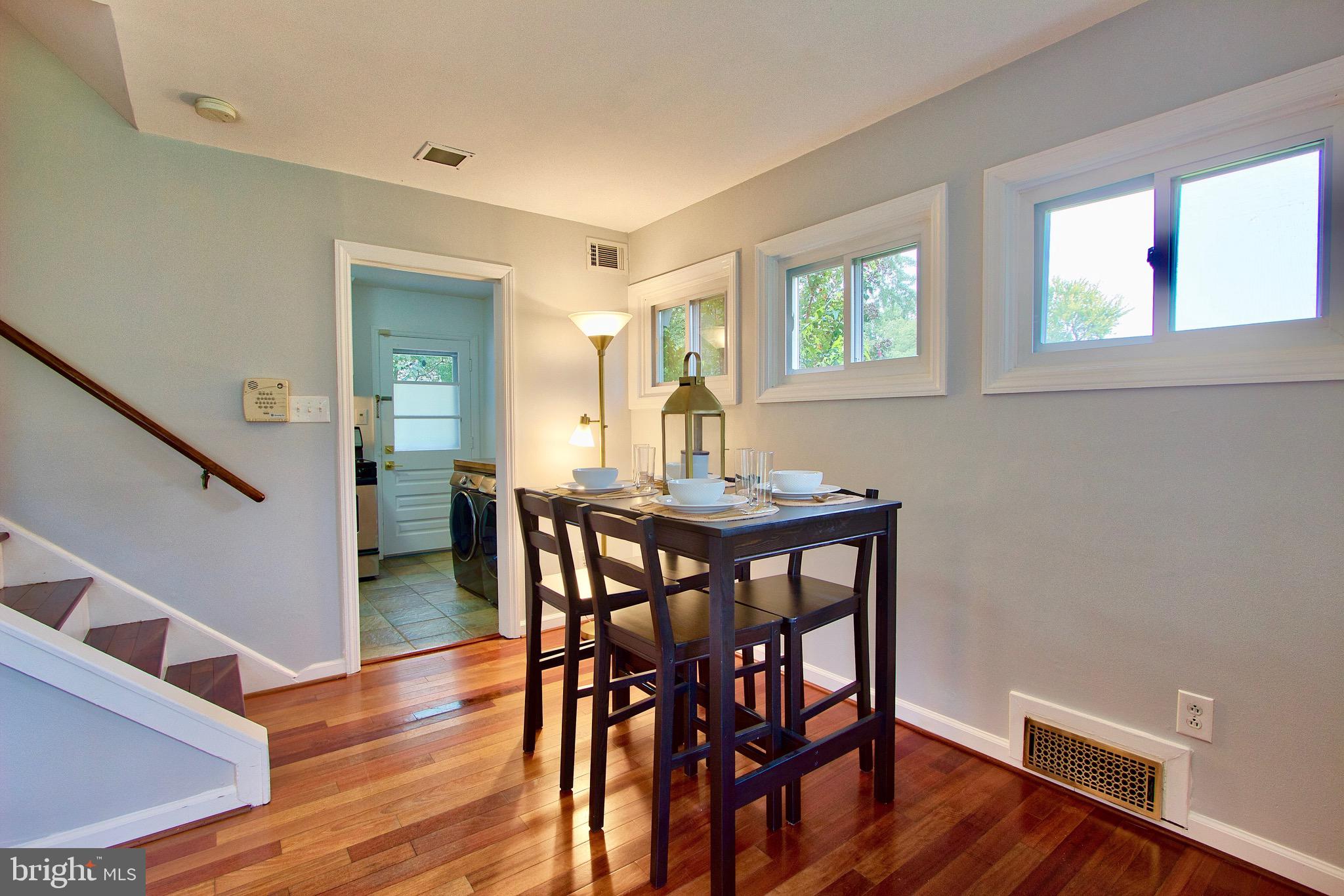 BUCKNELL MANOR - Residential