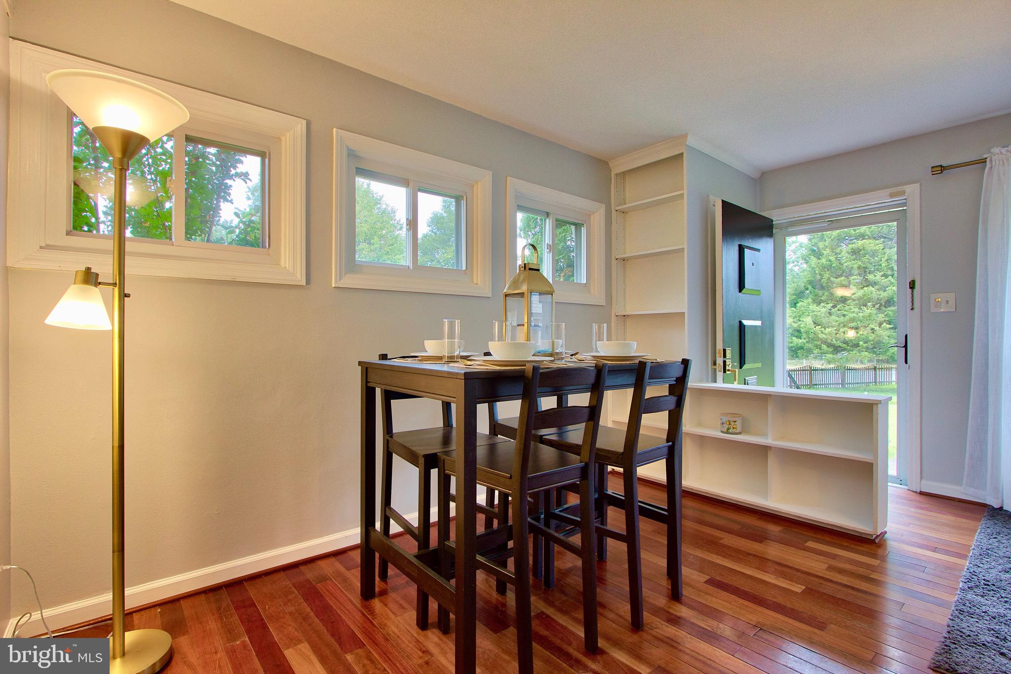 BUCKNELL MANOR - Residential