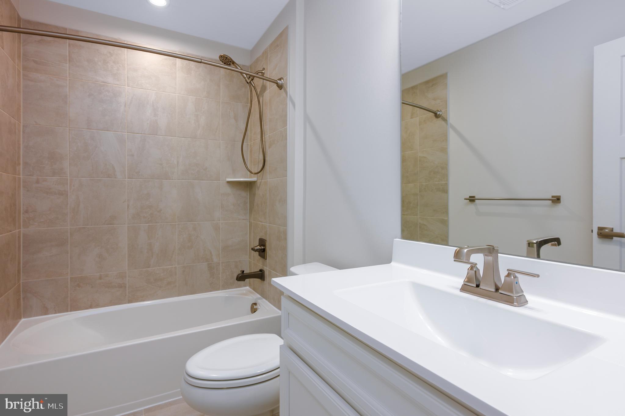 BLOOMFIELDS - Residential