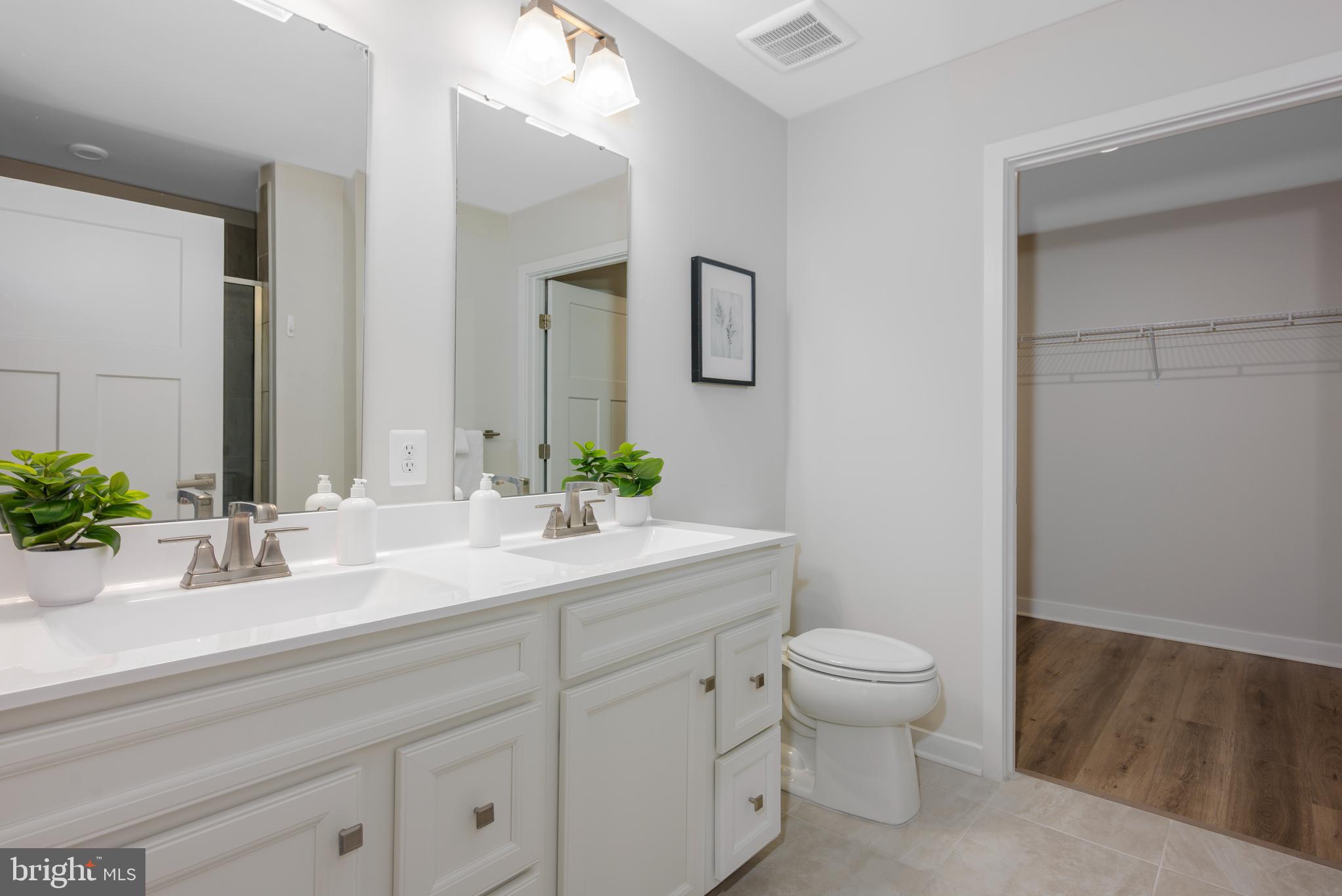 BLOOMFIELDS - Residential