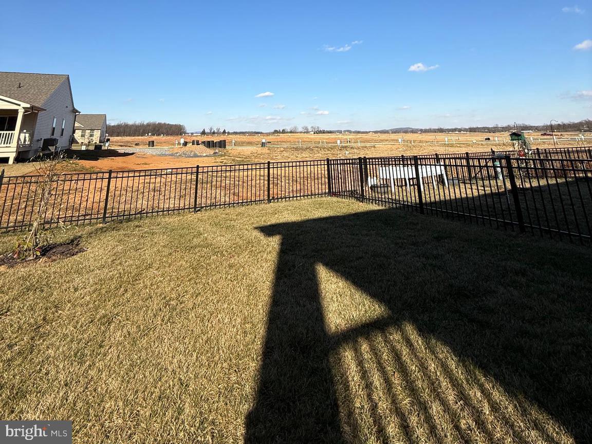 BLOOMFIELDS - Residential