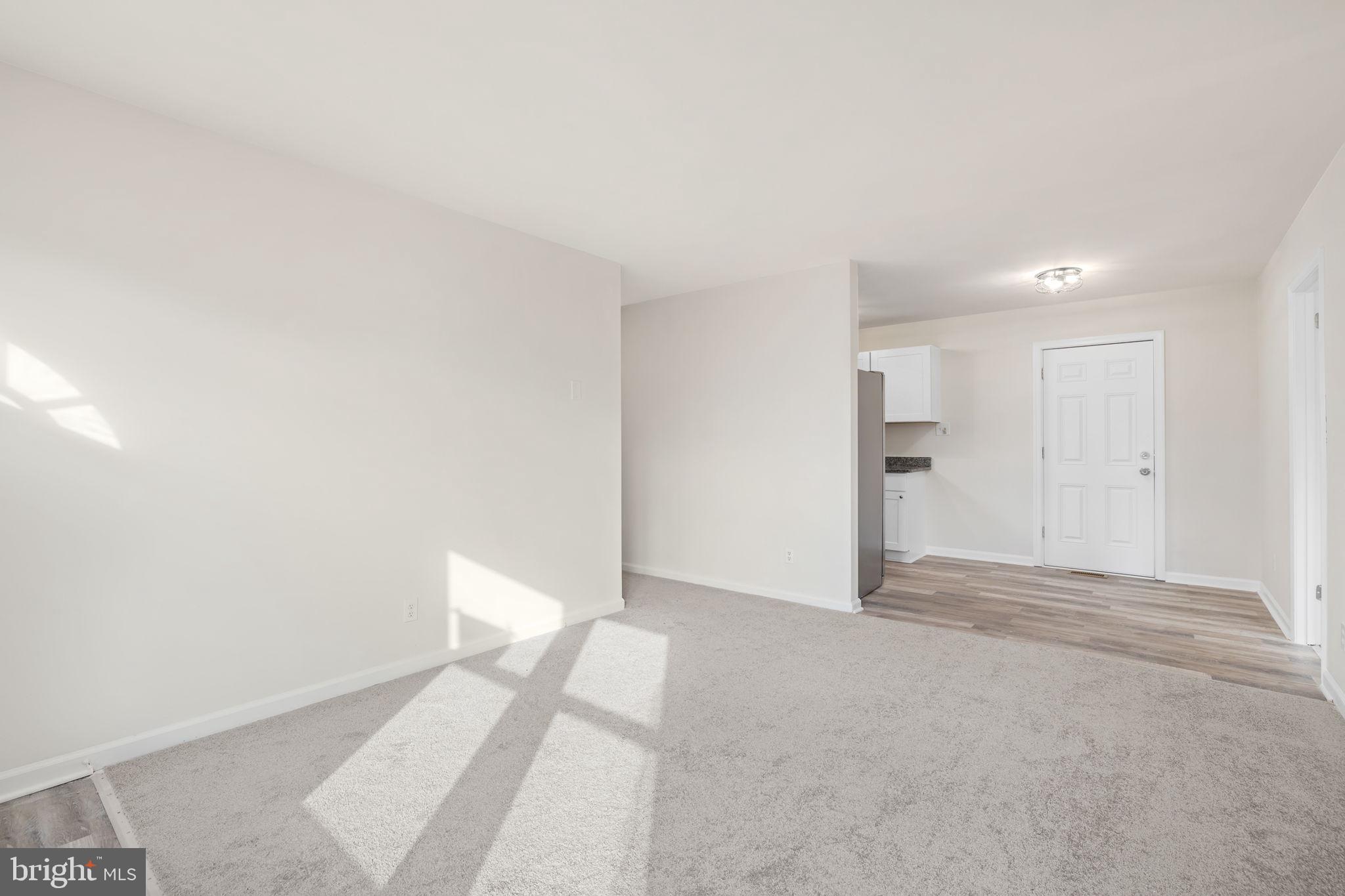 FARMER FAMILY - Residential