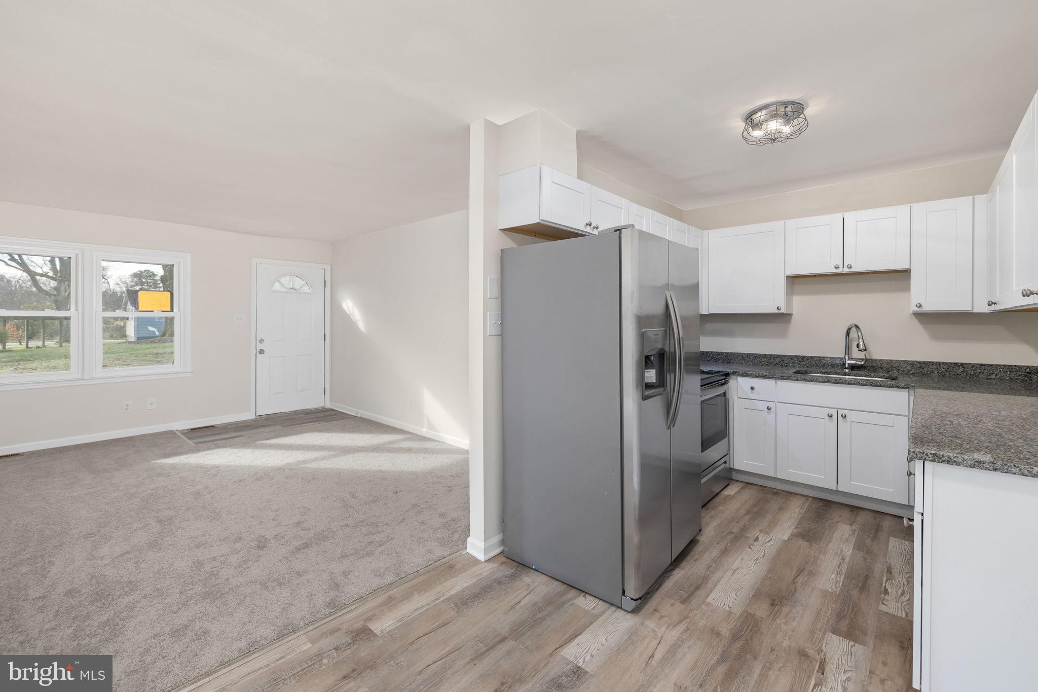 FARMER FAMILY - Residential