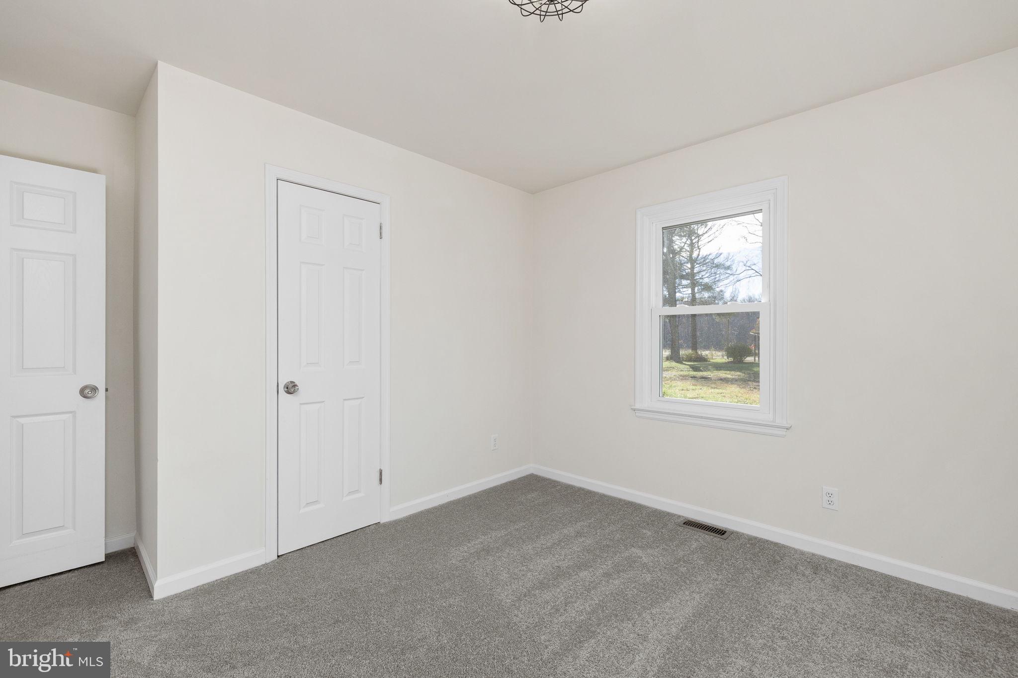 FARMER FAMILY - Residential