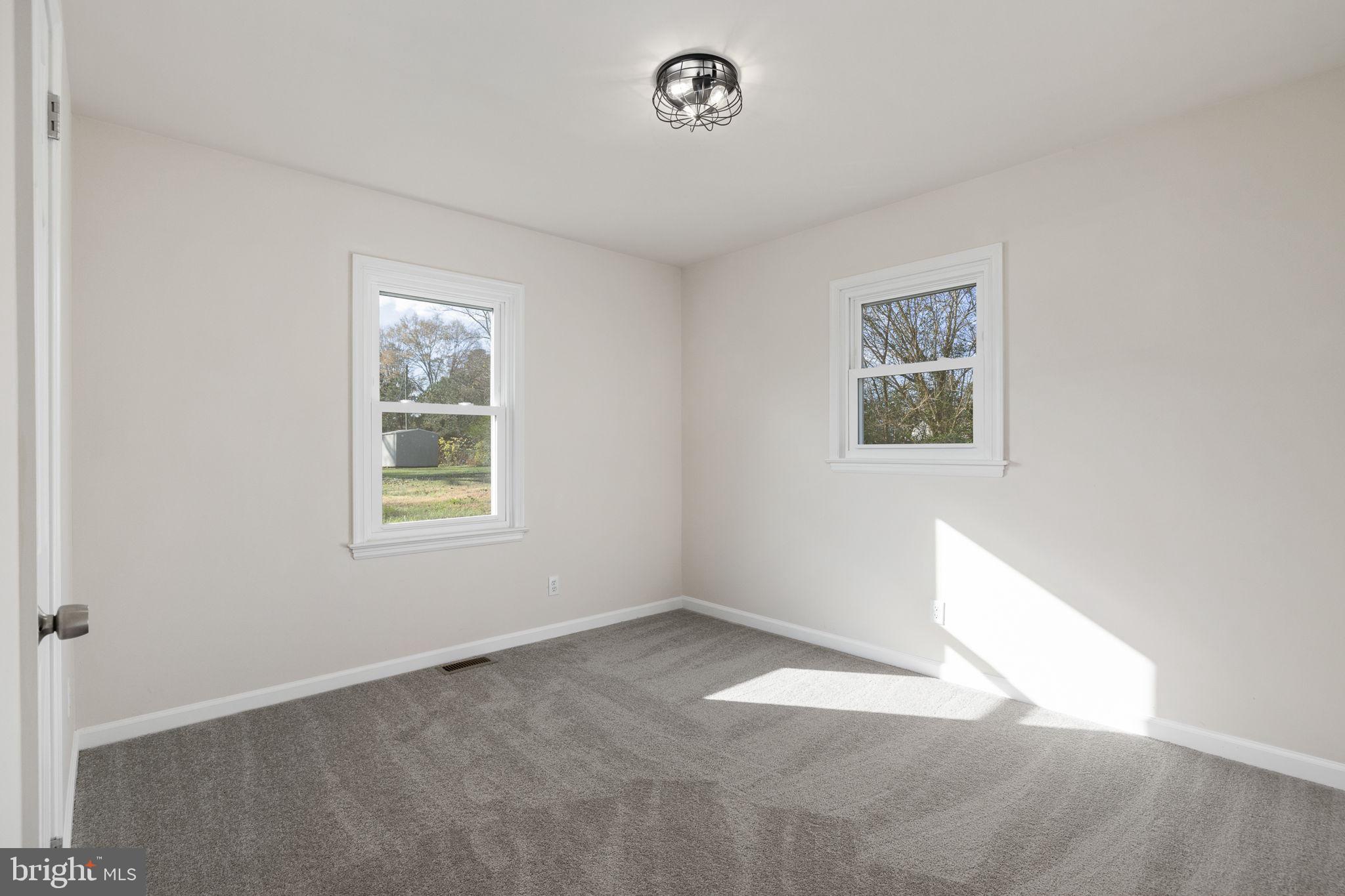 FARMER FAMILY - Residential