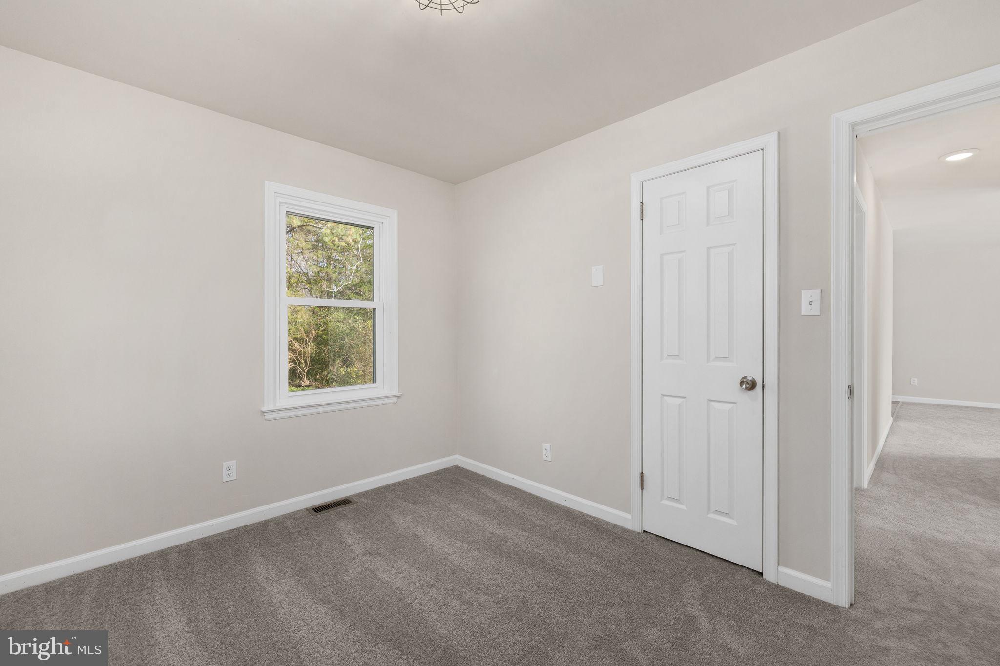 FARMER FAMILY - Residential