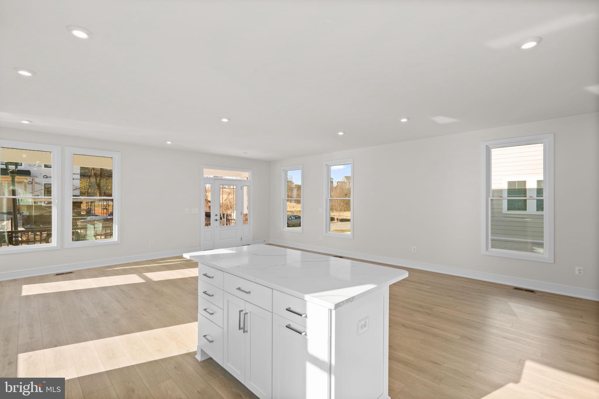 HERITAGE AT MARSHALL - Residential