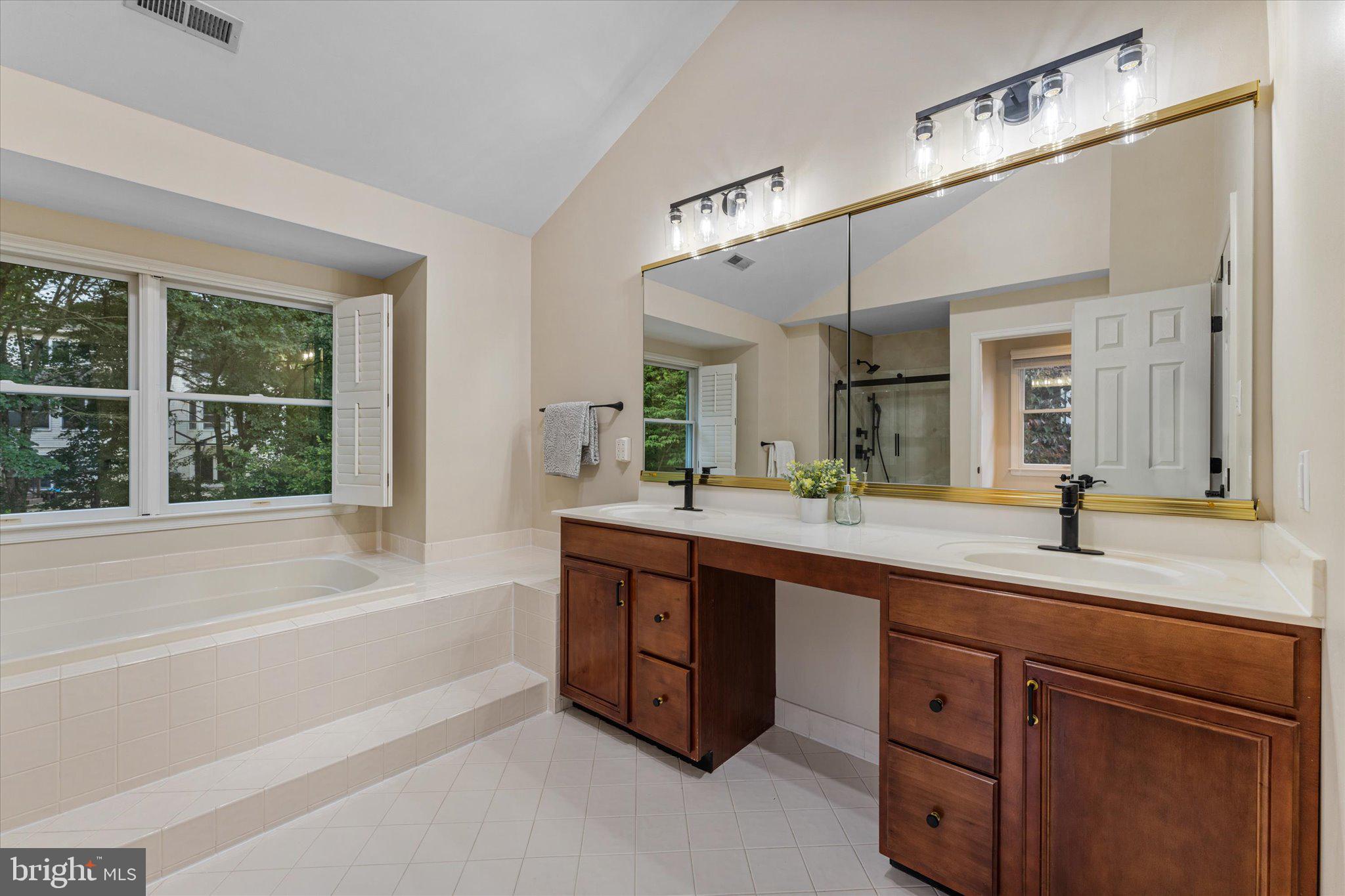 WOODLANDS - Residential