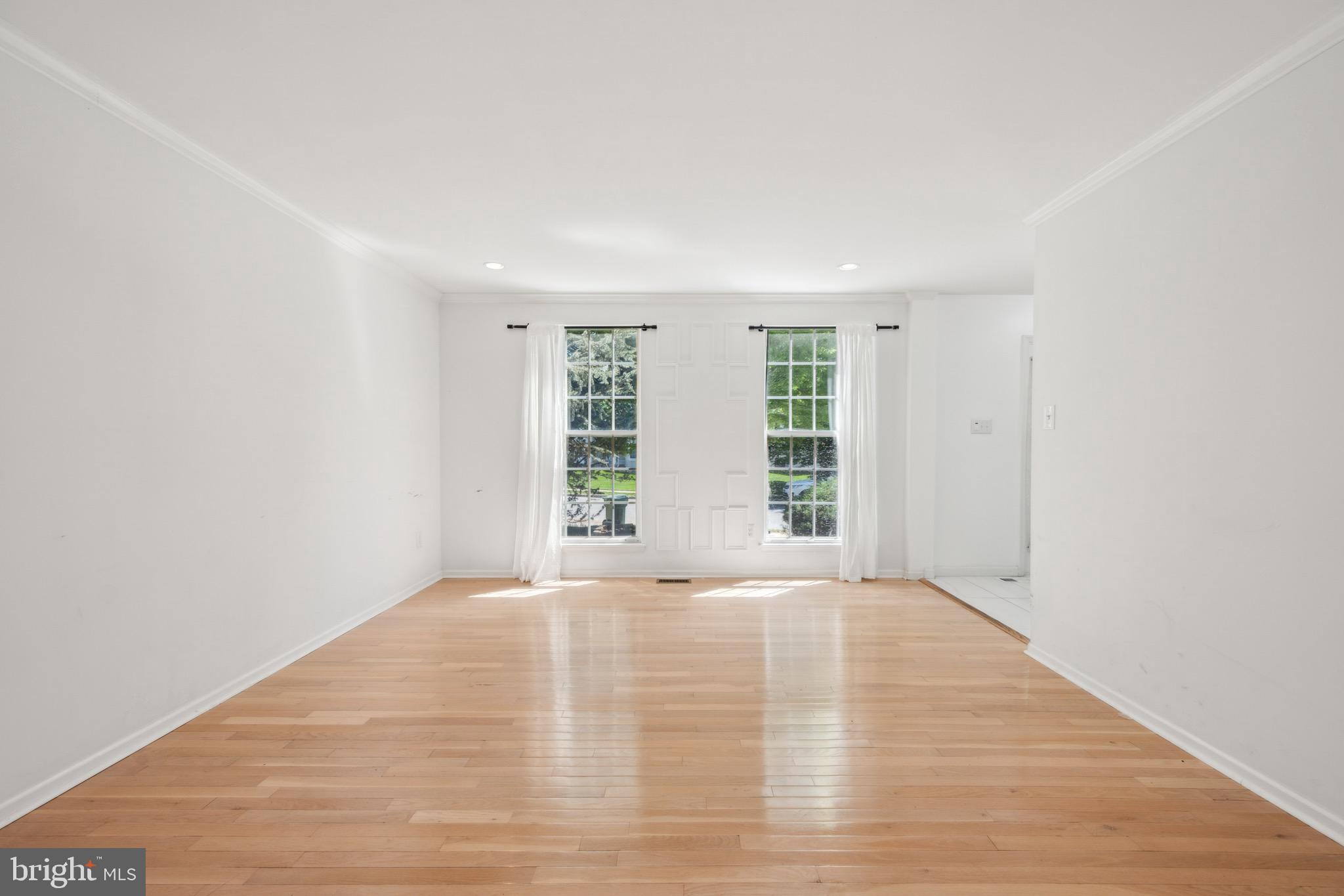 133 EUROPA BOULEVARD