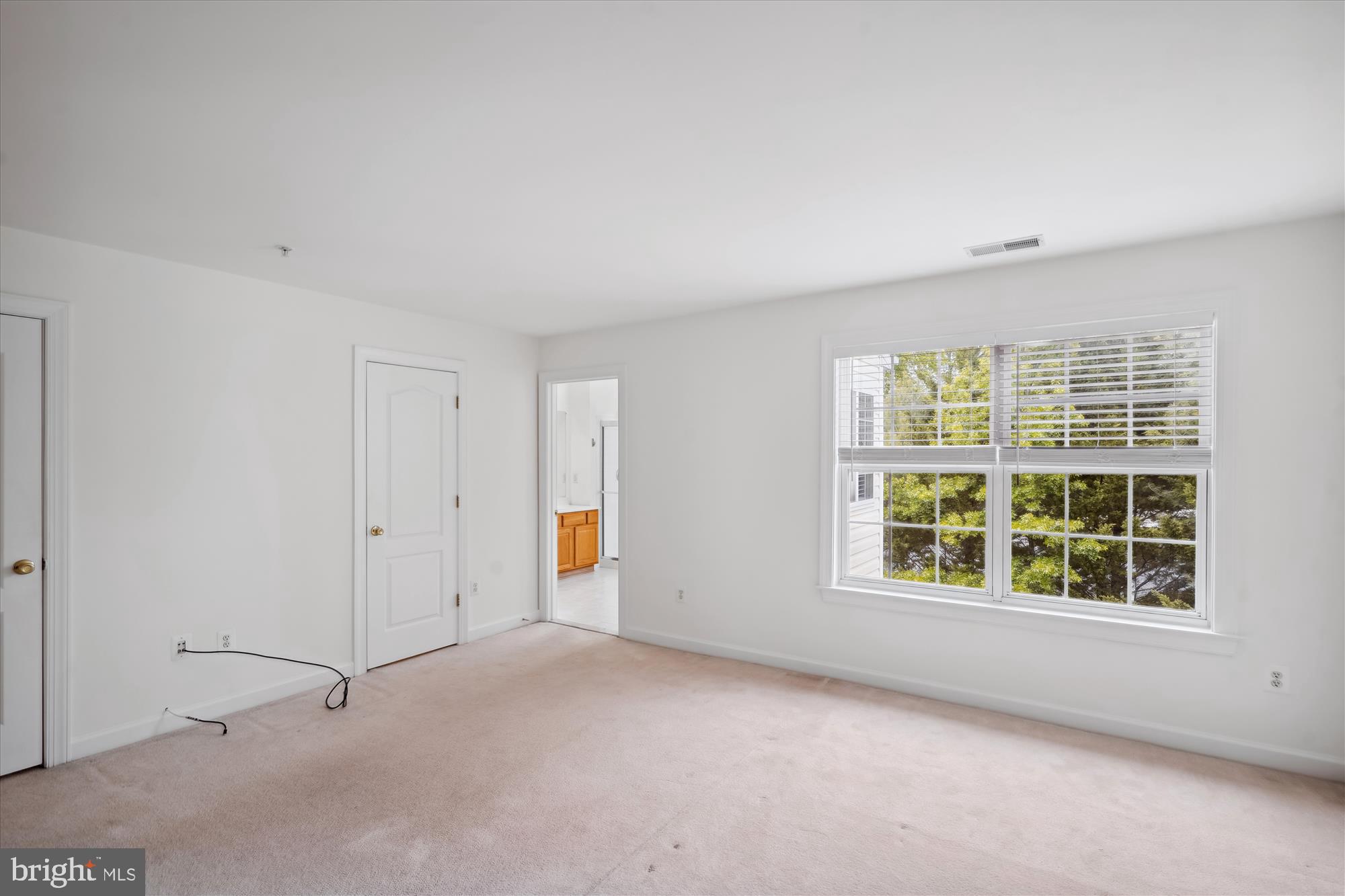 SOUTH RIVER COLONY - Residential Lease