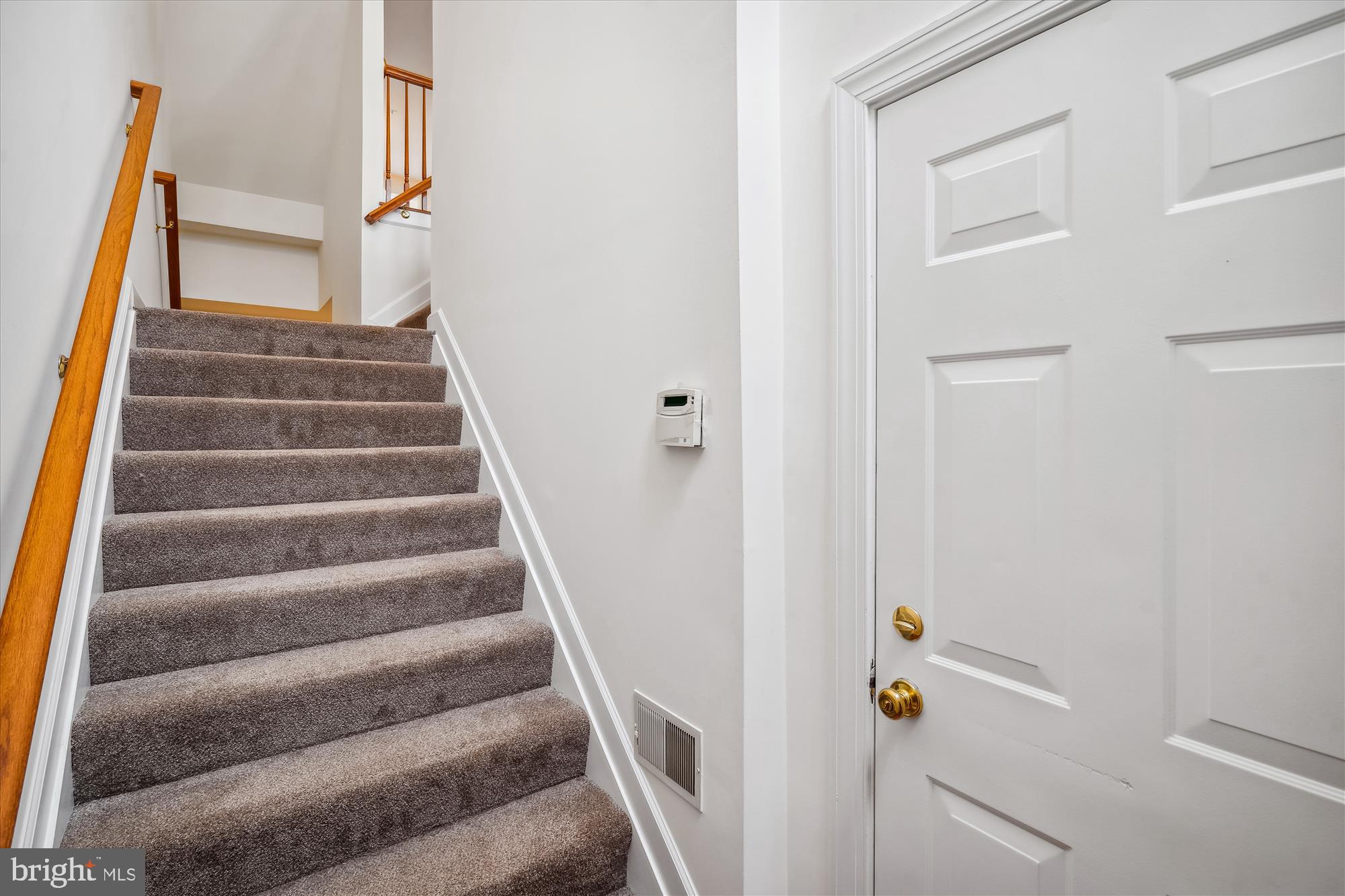 SOUTH RIVER COLONY - Residential Lease