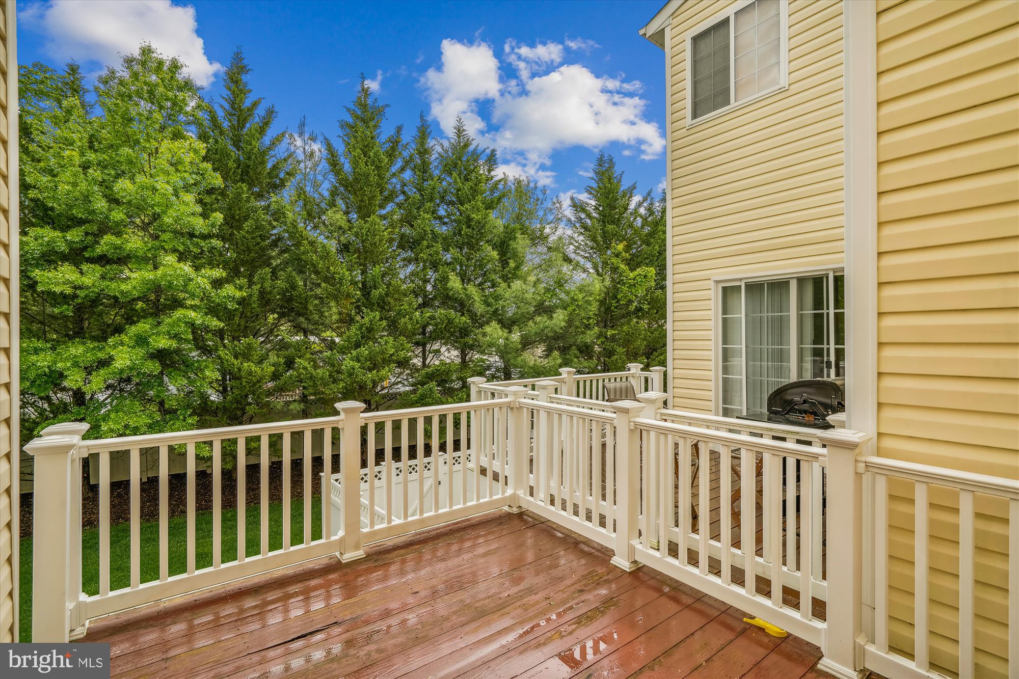 SOUTH RIVER COLONY - Residential Lease