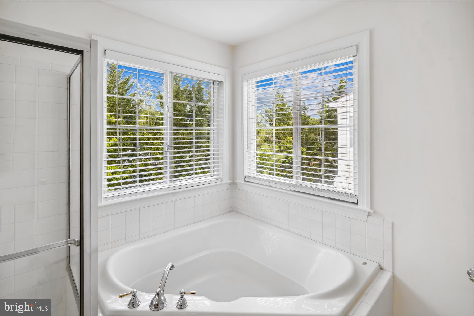 SOUTH RIVER COLONY - Residential Lease