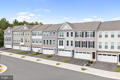 Photo of 8284 Clay Lane, MANASSAS, VA 20110 (MLS # VAPW2130078)