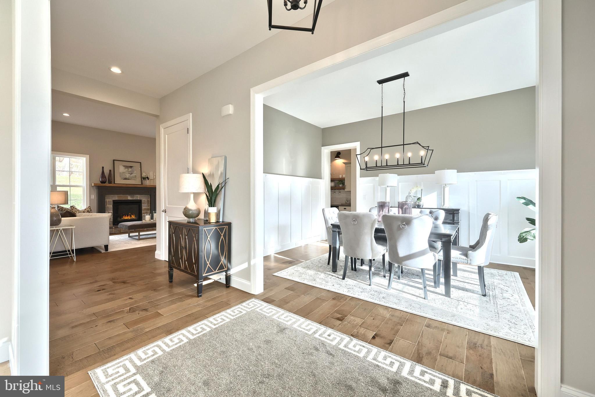 MOUNTAINDALE - Residential