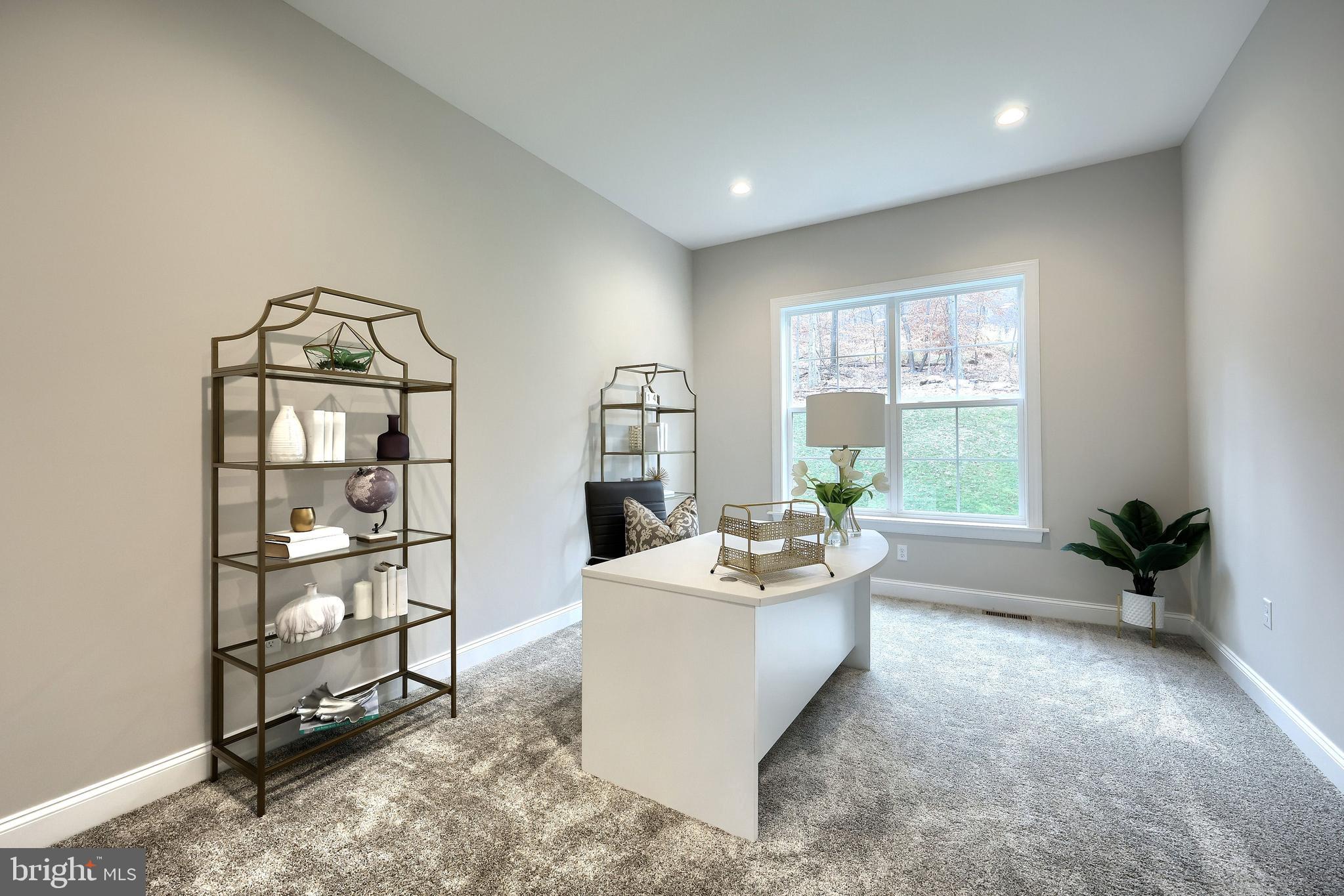 MOUNTAINDALE - Residential