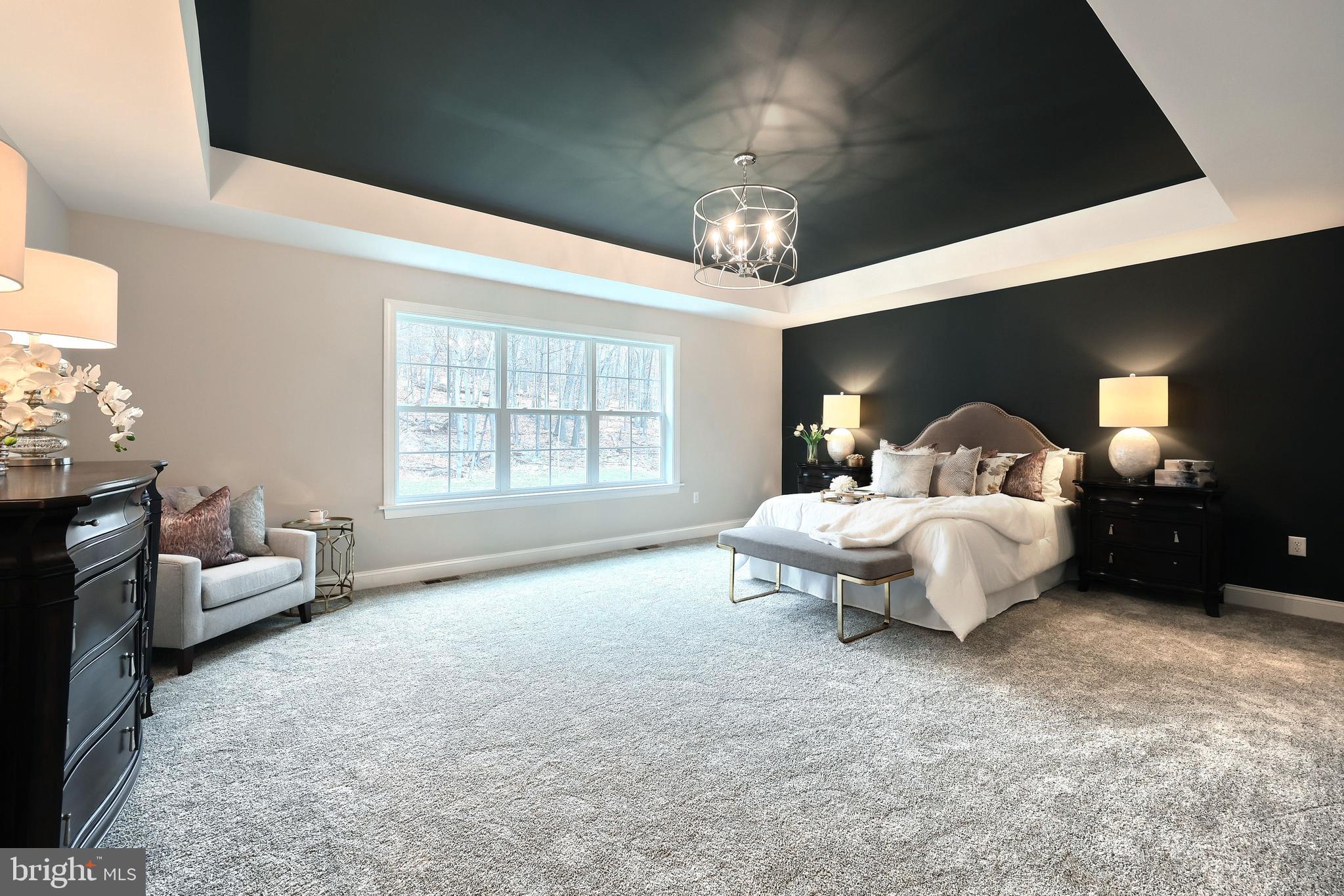 MOUNTAINDALE - Residential