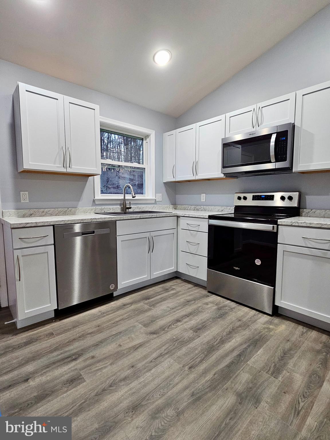 SLEEPY HOLLOW - Residential