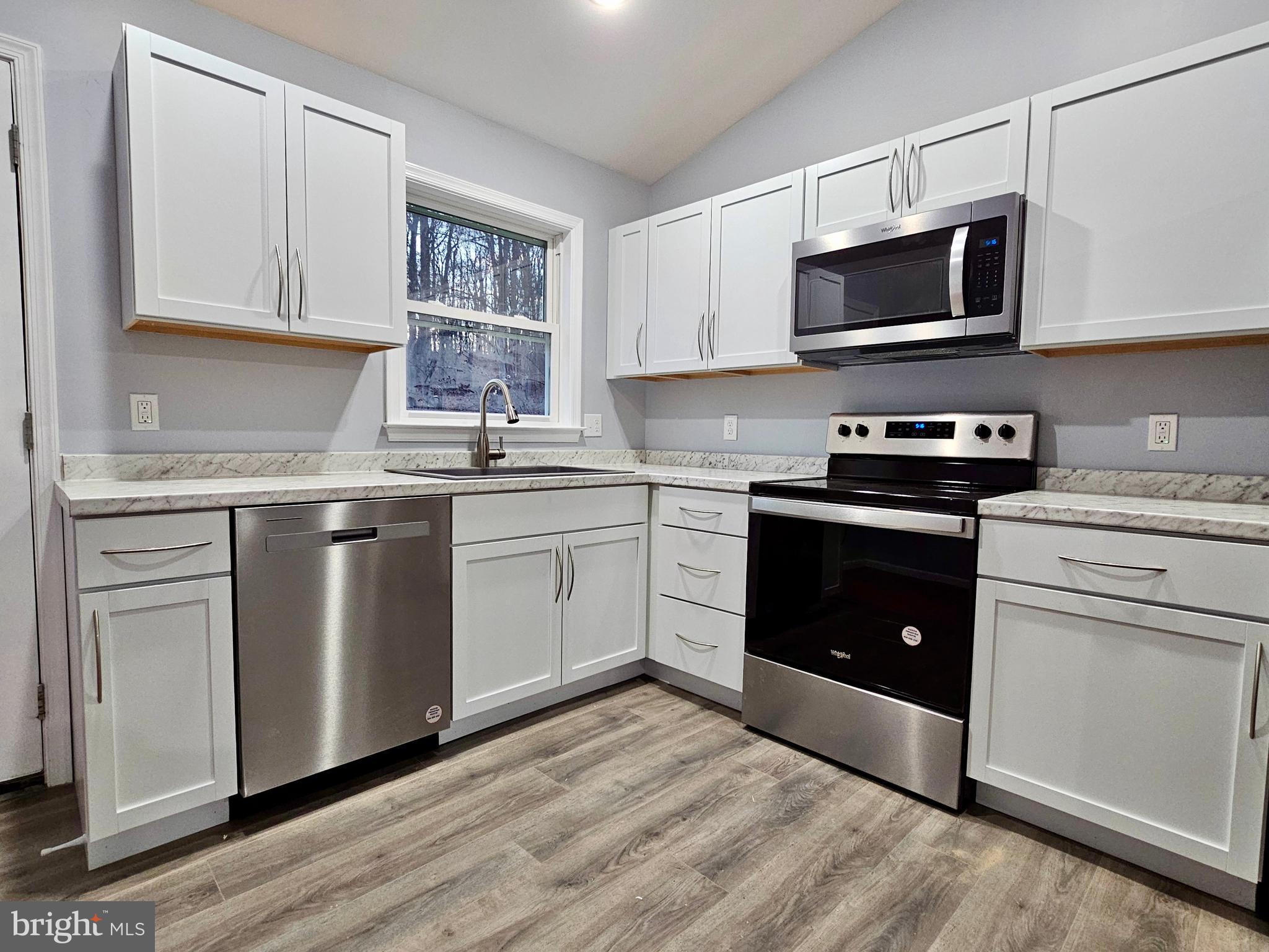 SLEEPY HOLLOW - Residential