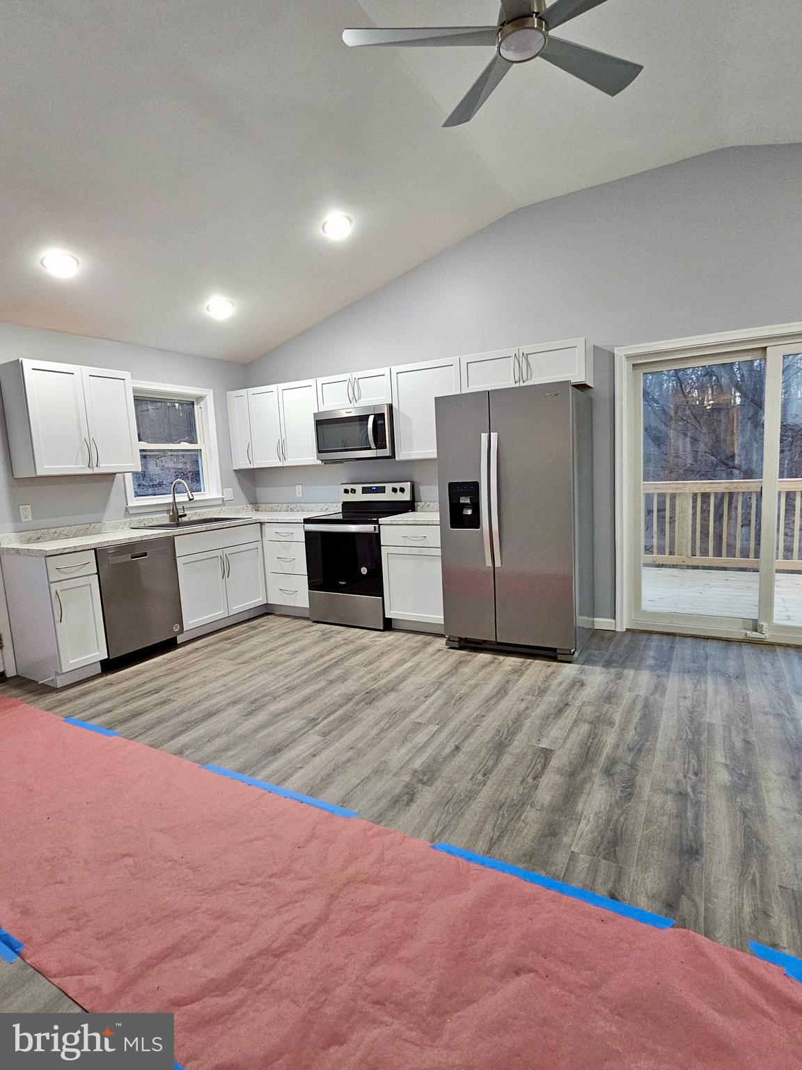 SLEEPY HOLLOW - Residential