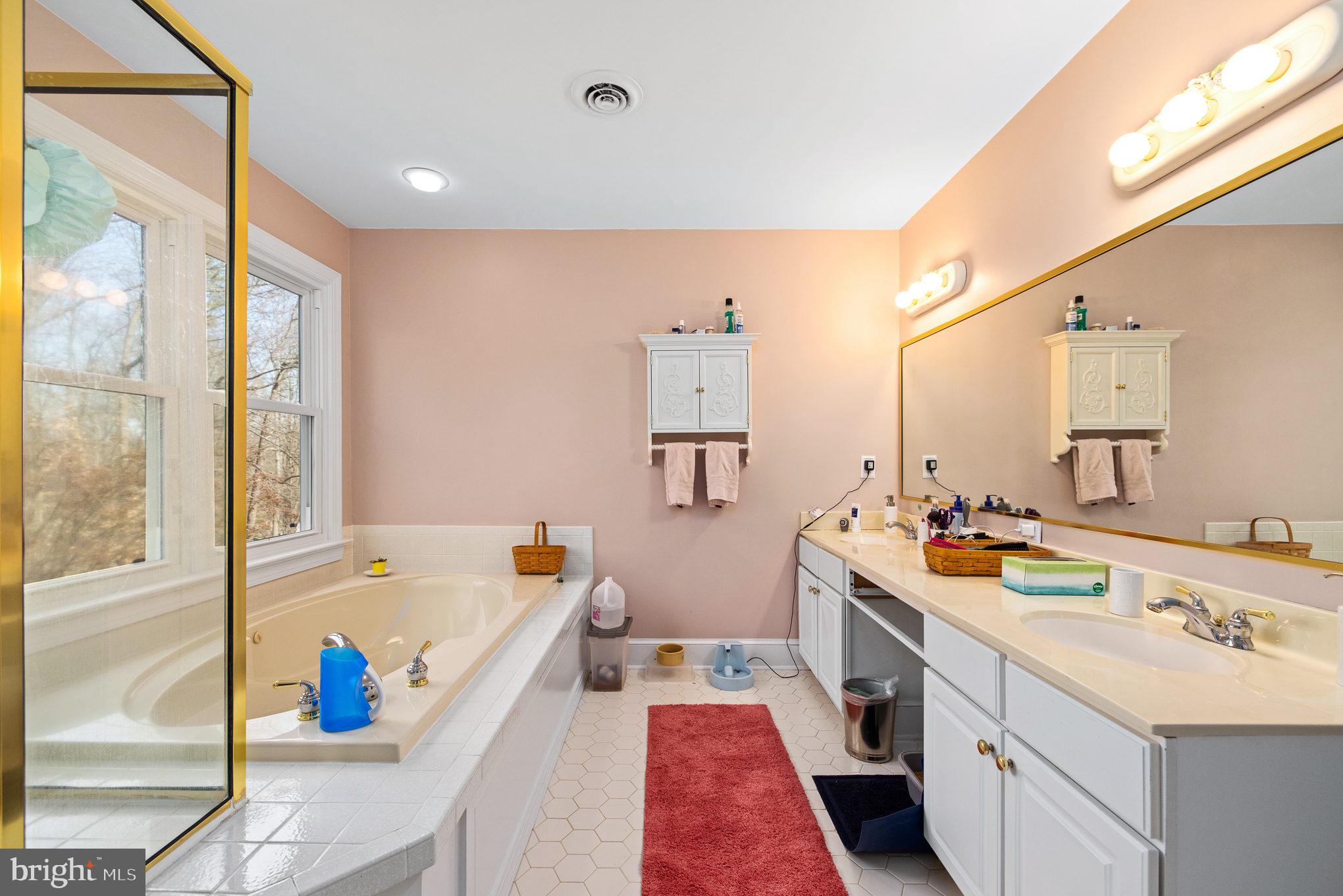 THE GREENS AT LEE'S HILL - Residential