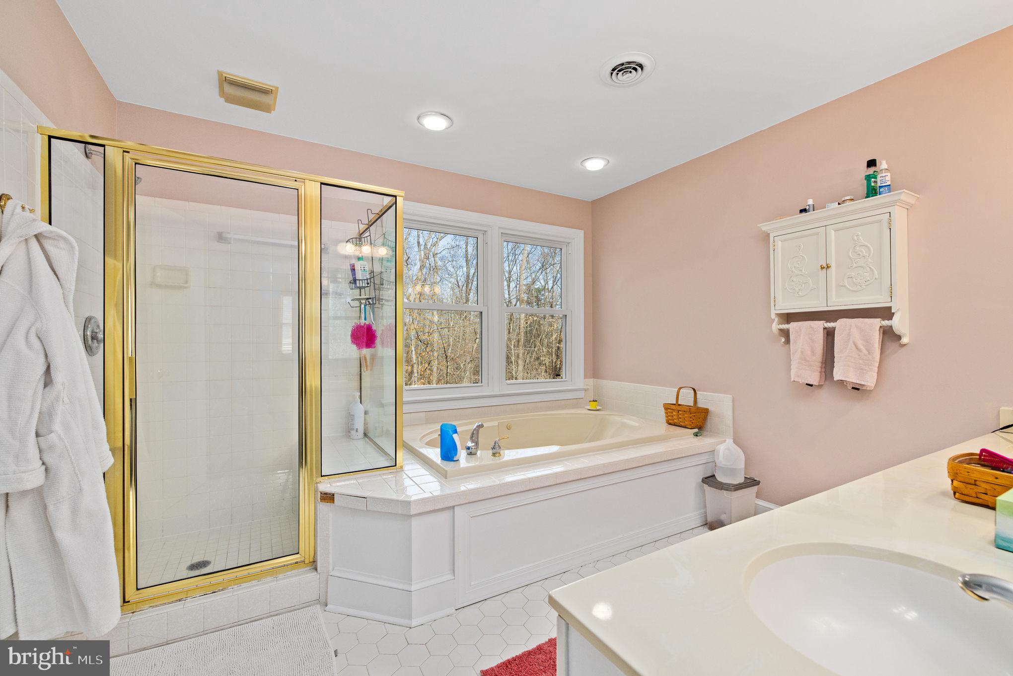 THE GREENS AT LEE'S HILL - Residential