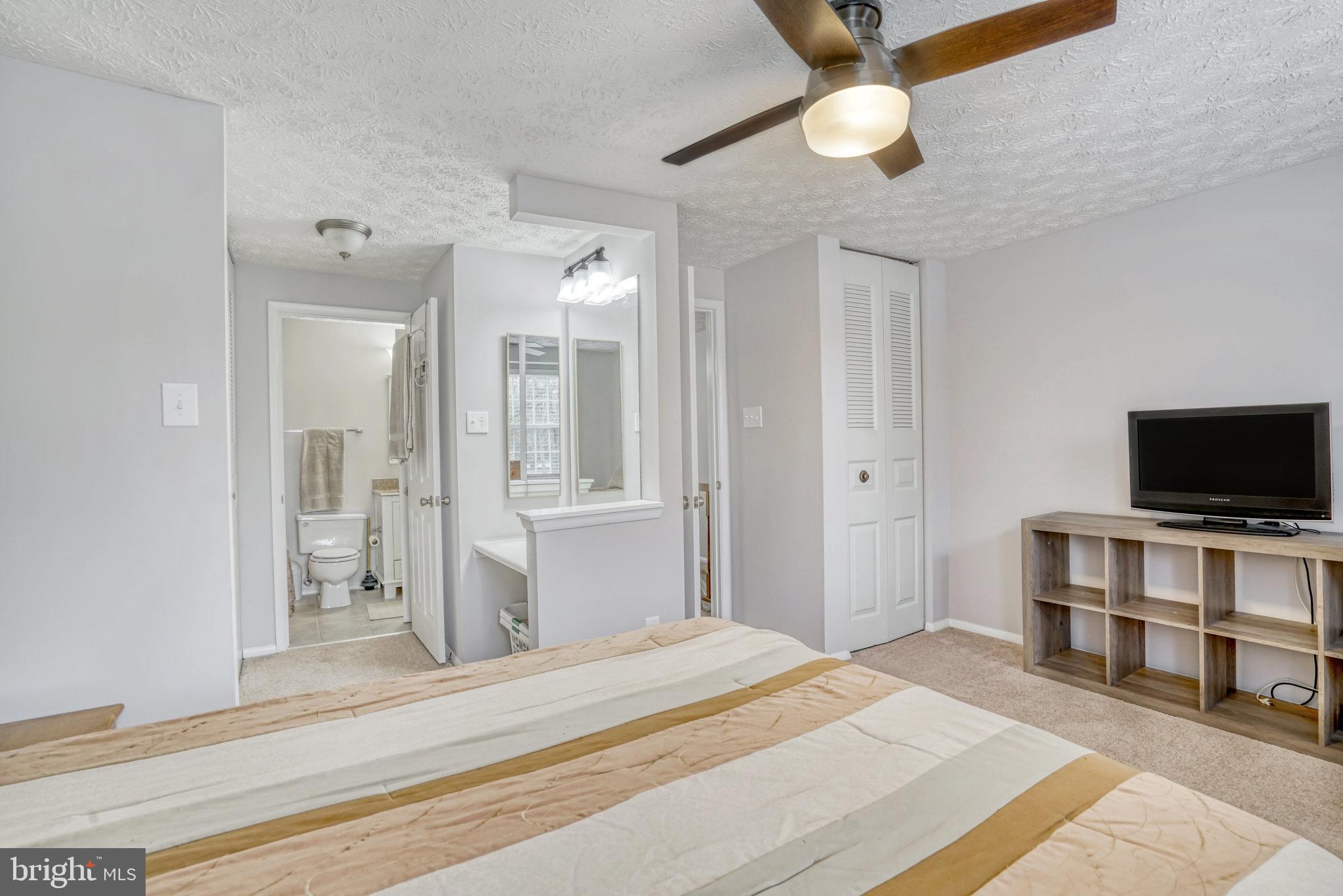 NEWINGTON FOREST - Residential