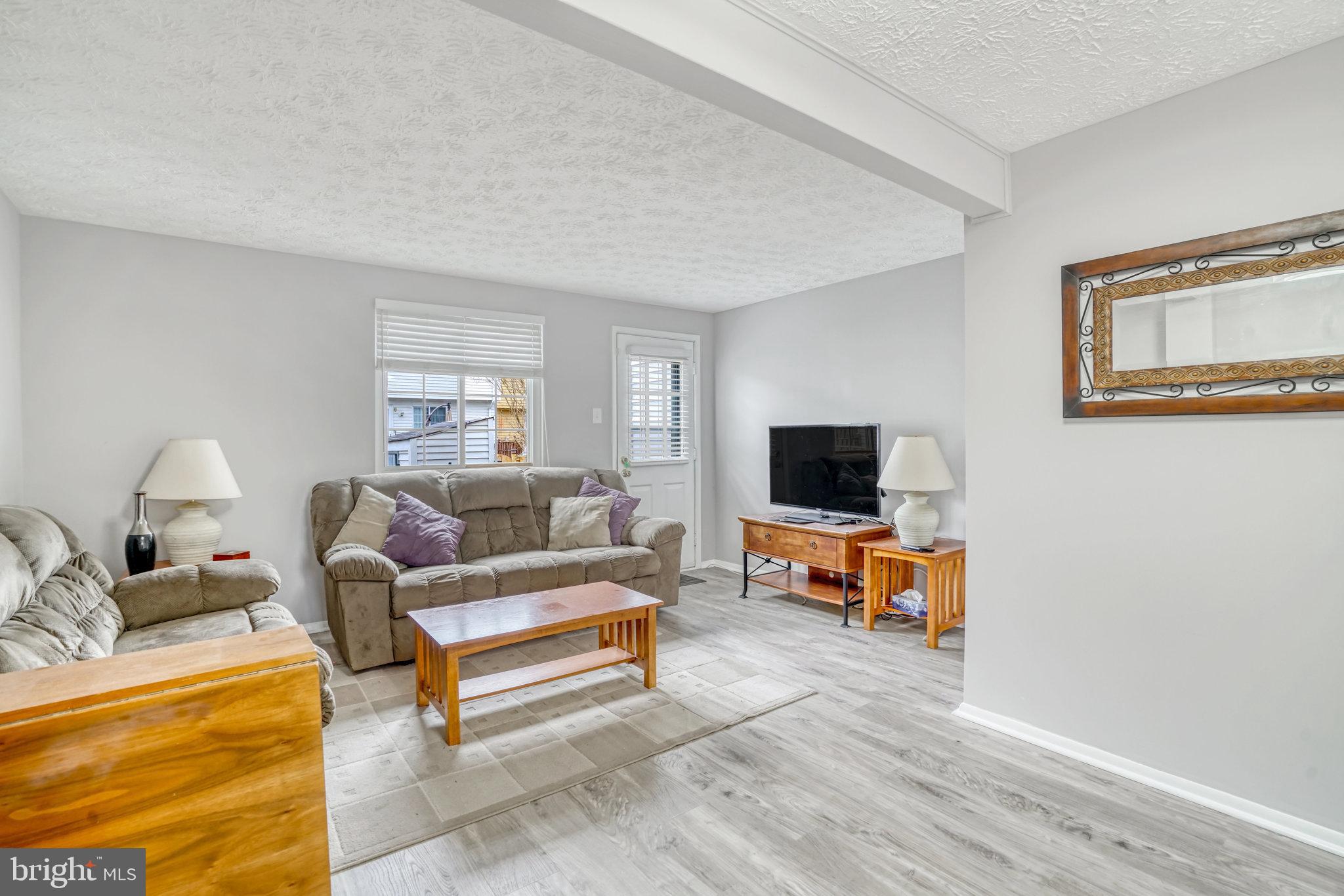 NEWINGTON FOREST - Residential