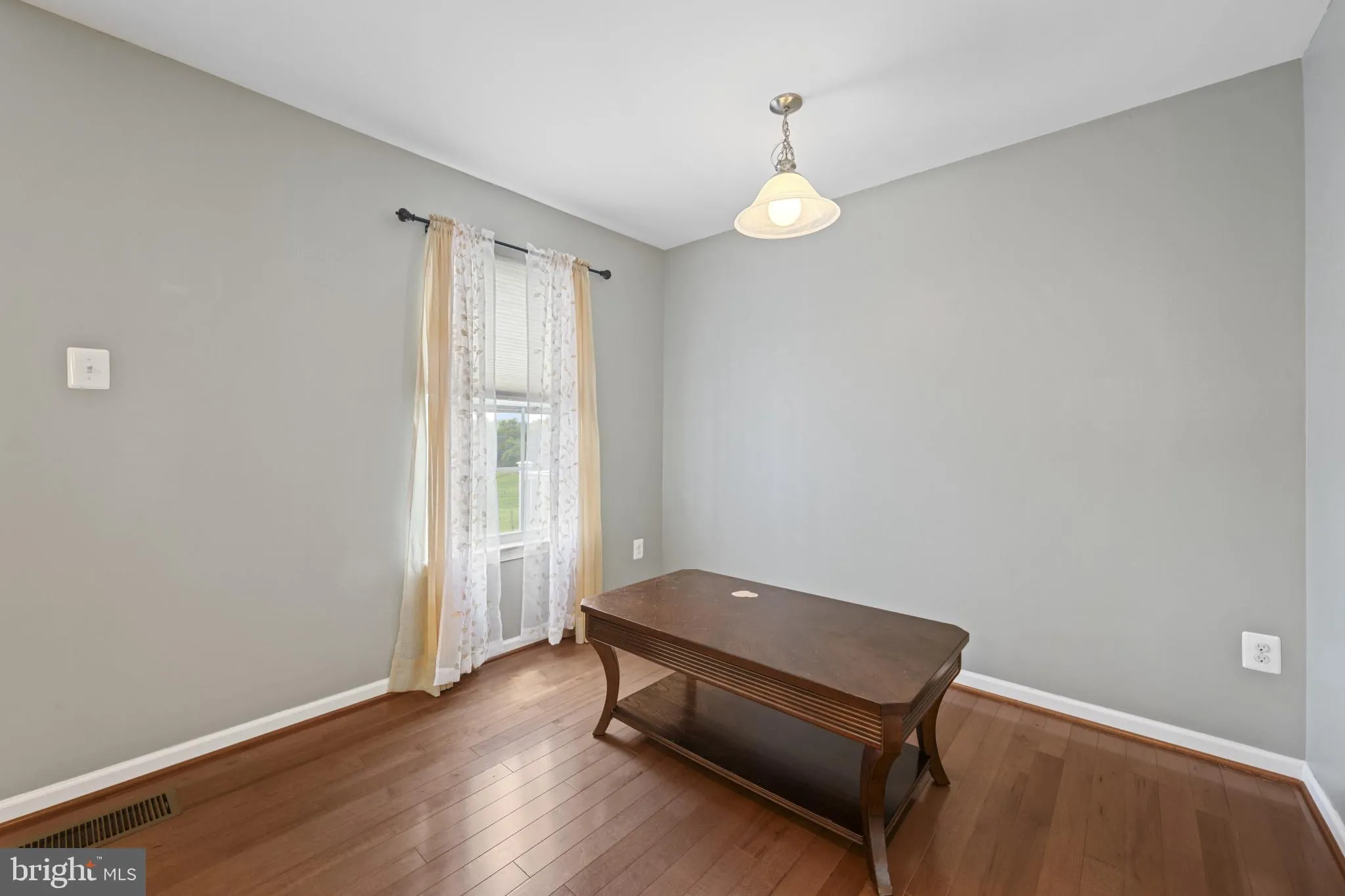 Reisterstown, Maryland 21136, United States, 3 Bedrooms Bedrooms, ,4 BathroomsBathrooms,Residential,Active,173019