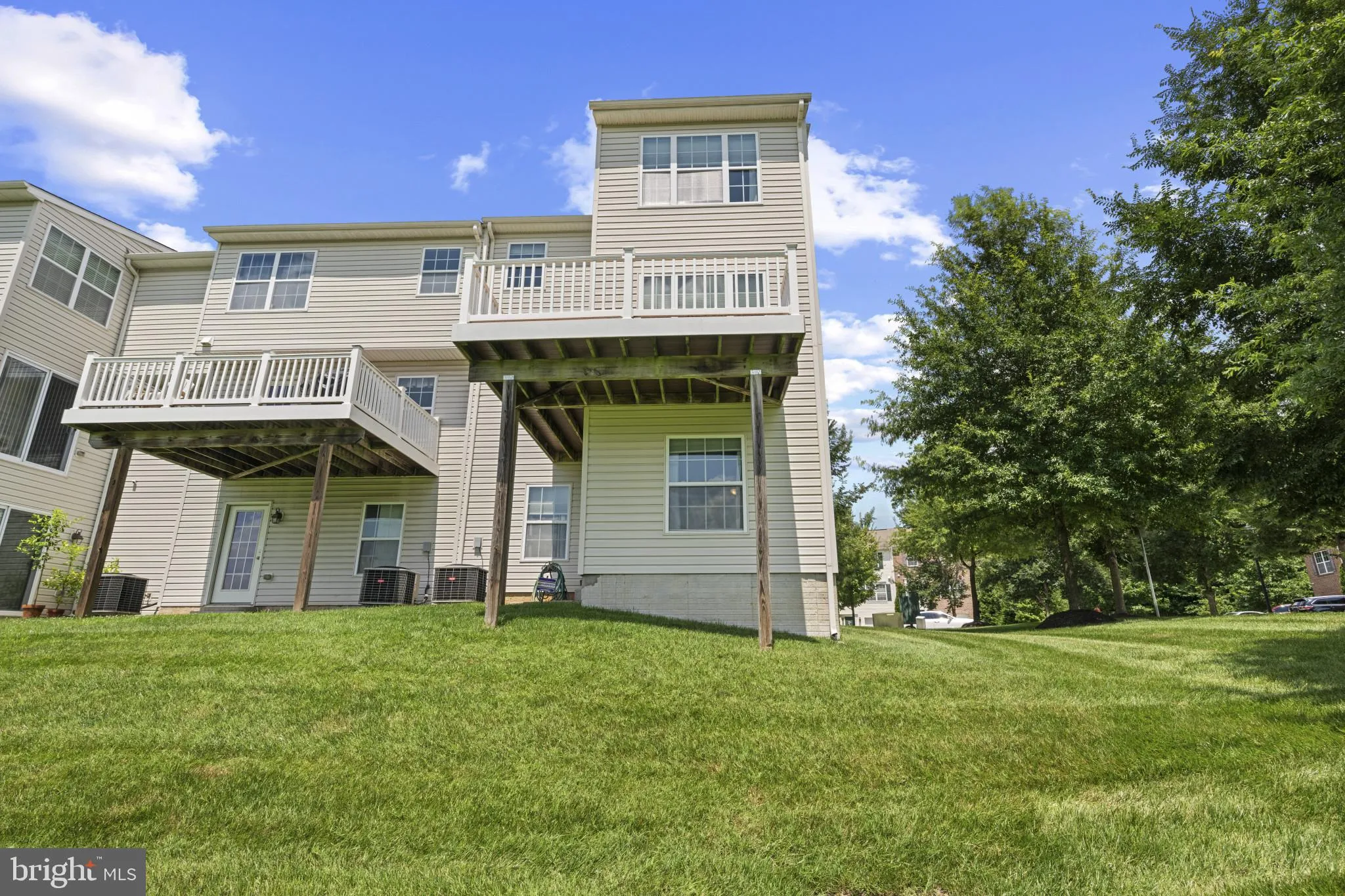 Reisterstown, Maryland 21136, United States, 3 Bedrooms Bedrooms, ,4 BathroomsBathrooms,Residential,Active,173019