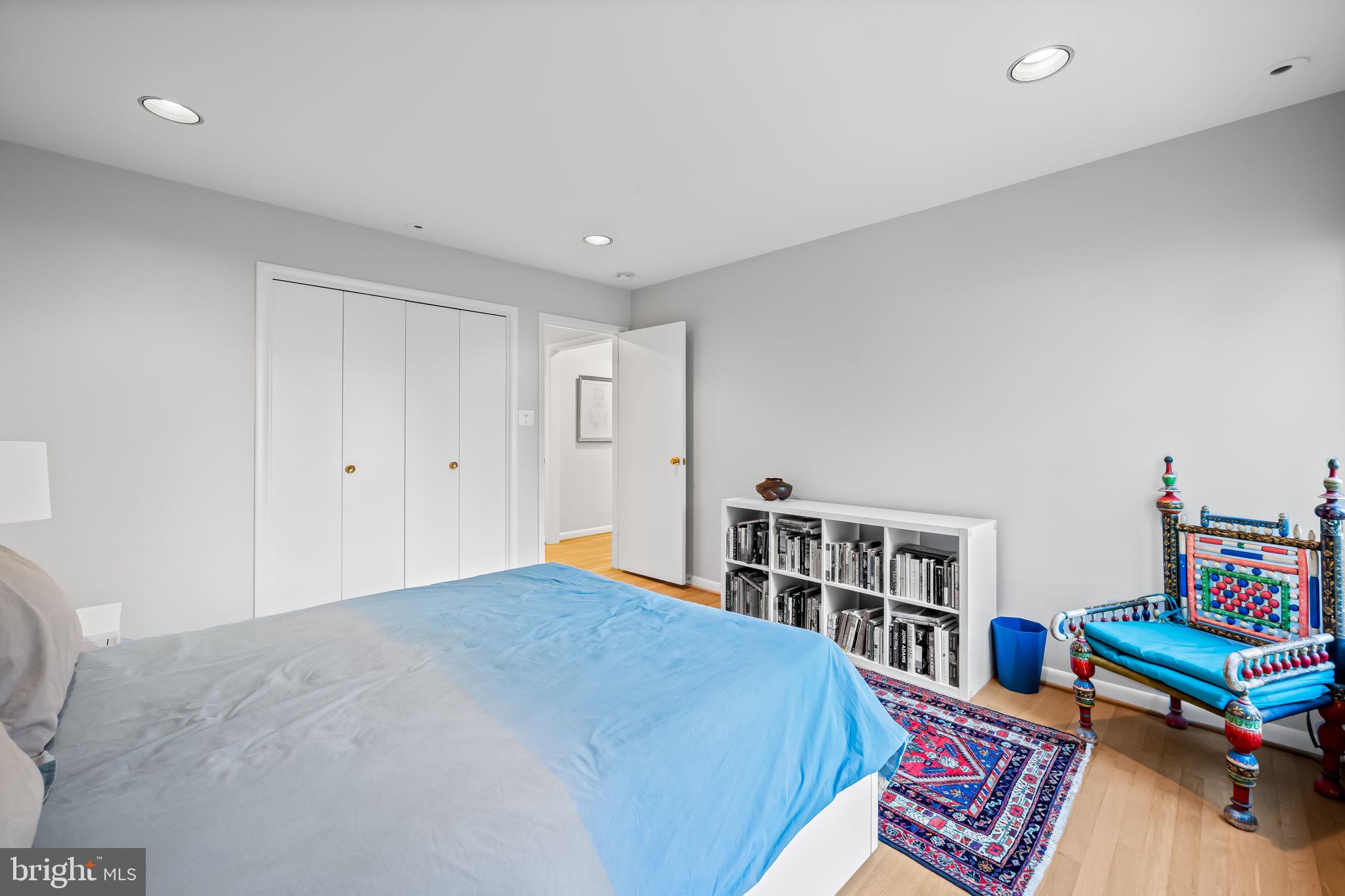 LUTHERVILLE - Residential