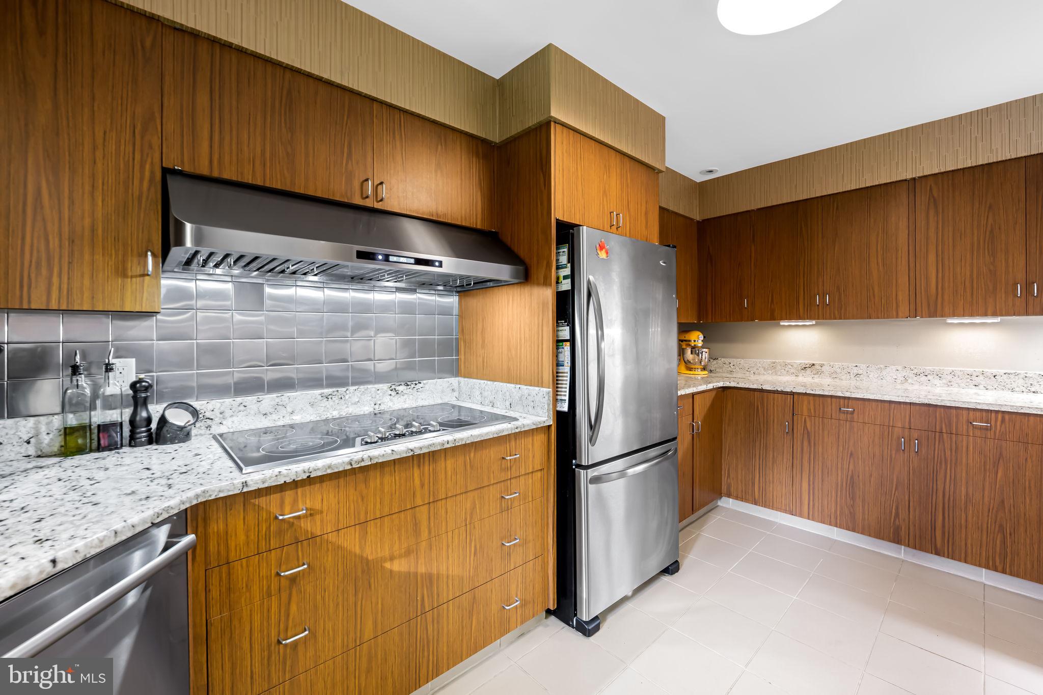 LUTHERVILLE - Residential