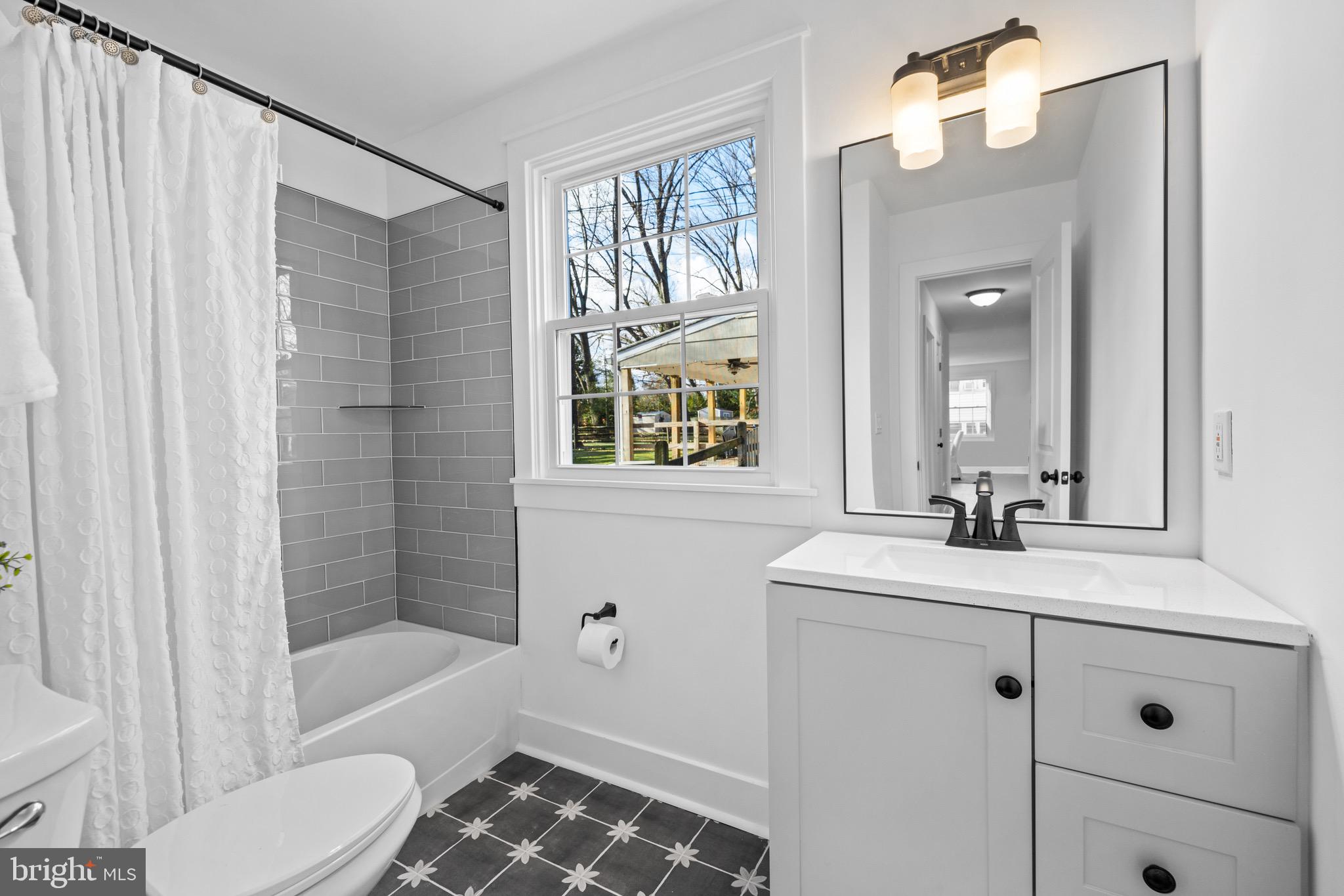 PINE VALLEY - Residential