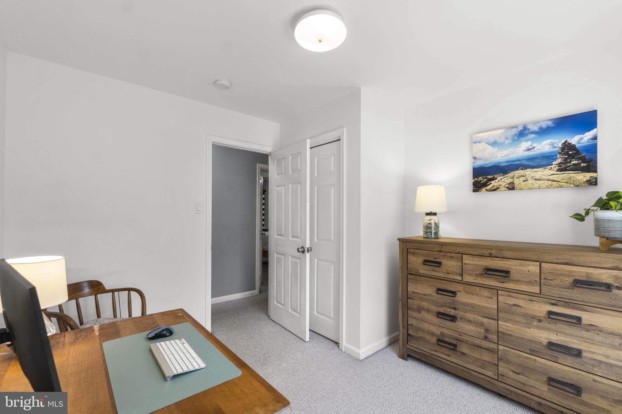 WEST LINDEN HILLS - Residential