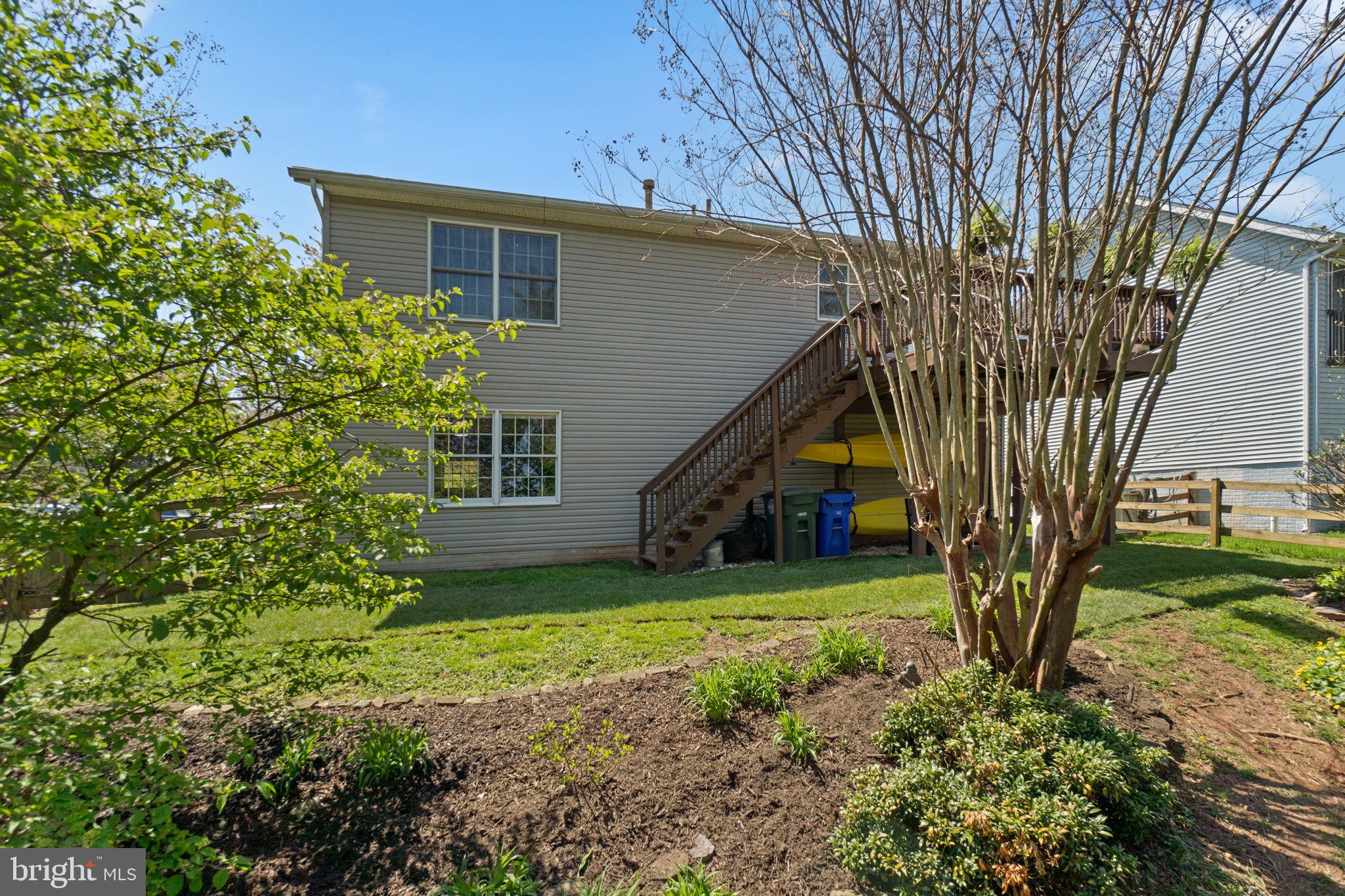 WEST LINDEN HILLS - Residential